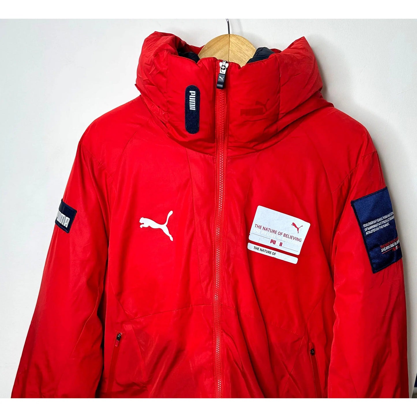 PUMA THE NATURE OF BELIEVING RED SIZE M PREMIUM PUFFER JACKET
