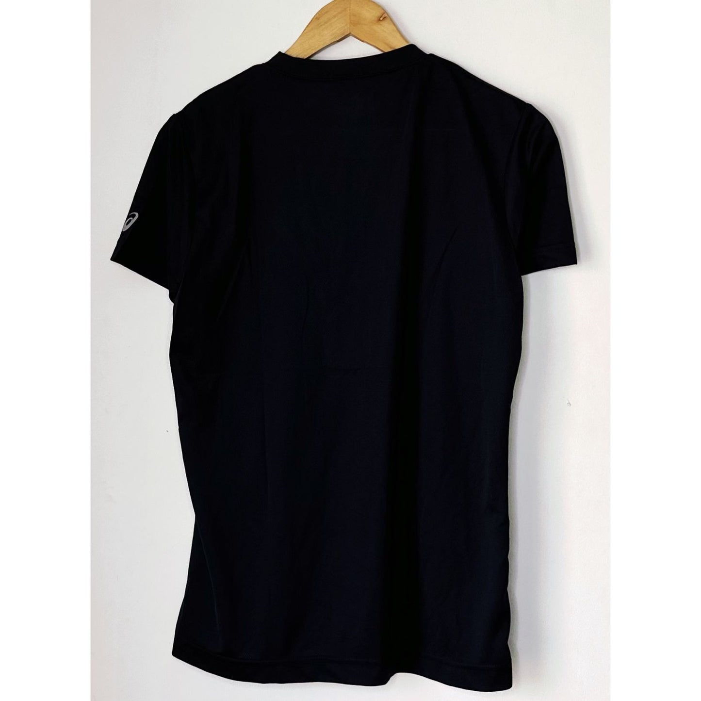 ASICS KOCHI RYOMA MARATHON 2018 SIZE- XL DRY-FIT TEES