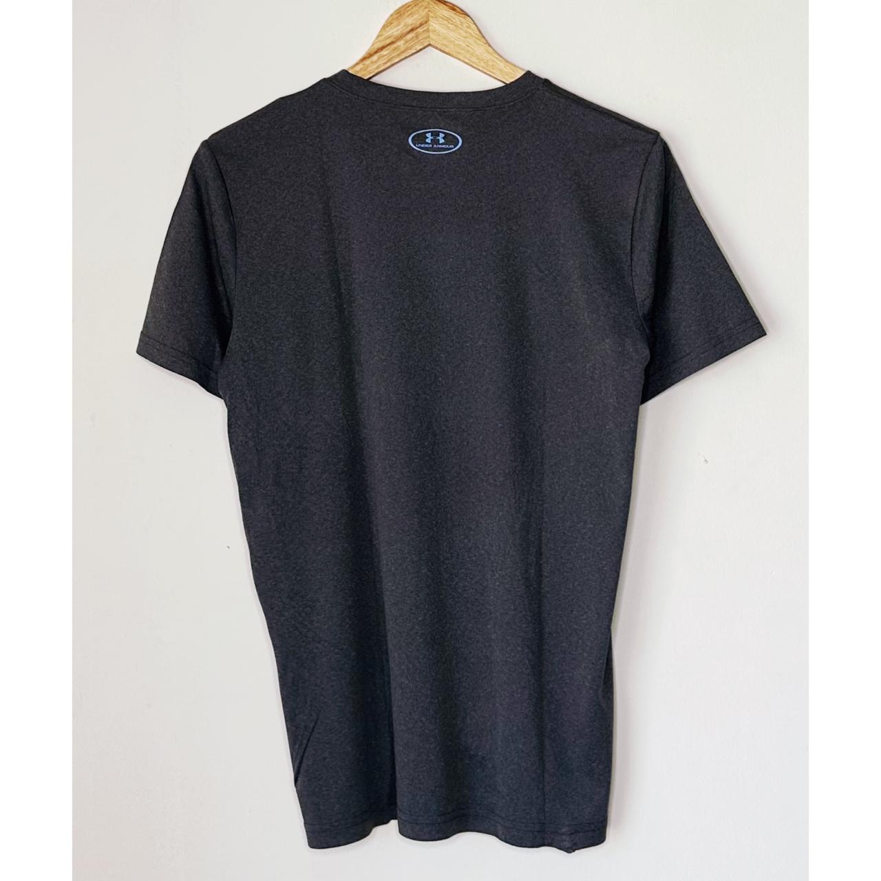 UNDER ARMOUR SIZE- XL DRY-FIT TEES