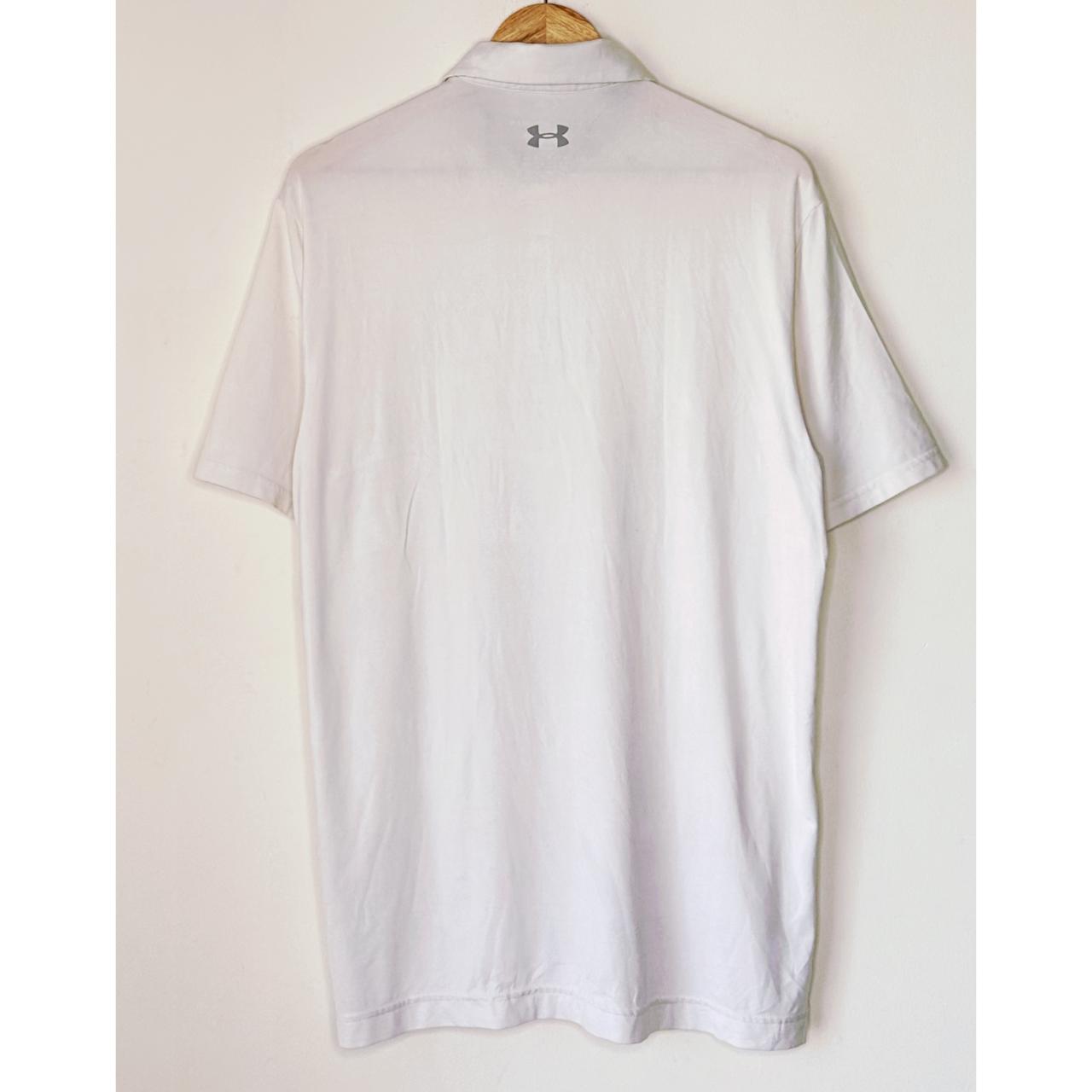UNDER ARMOUR WHITE SIZE- M DRY-FIT TEES