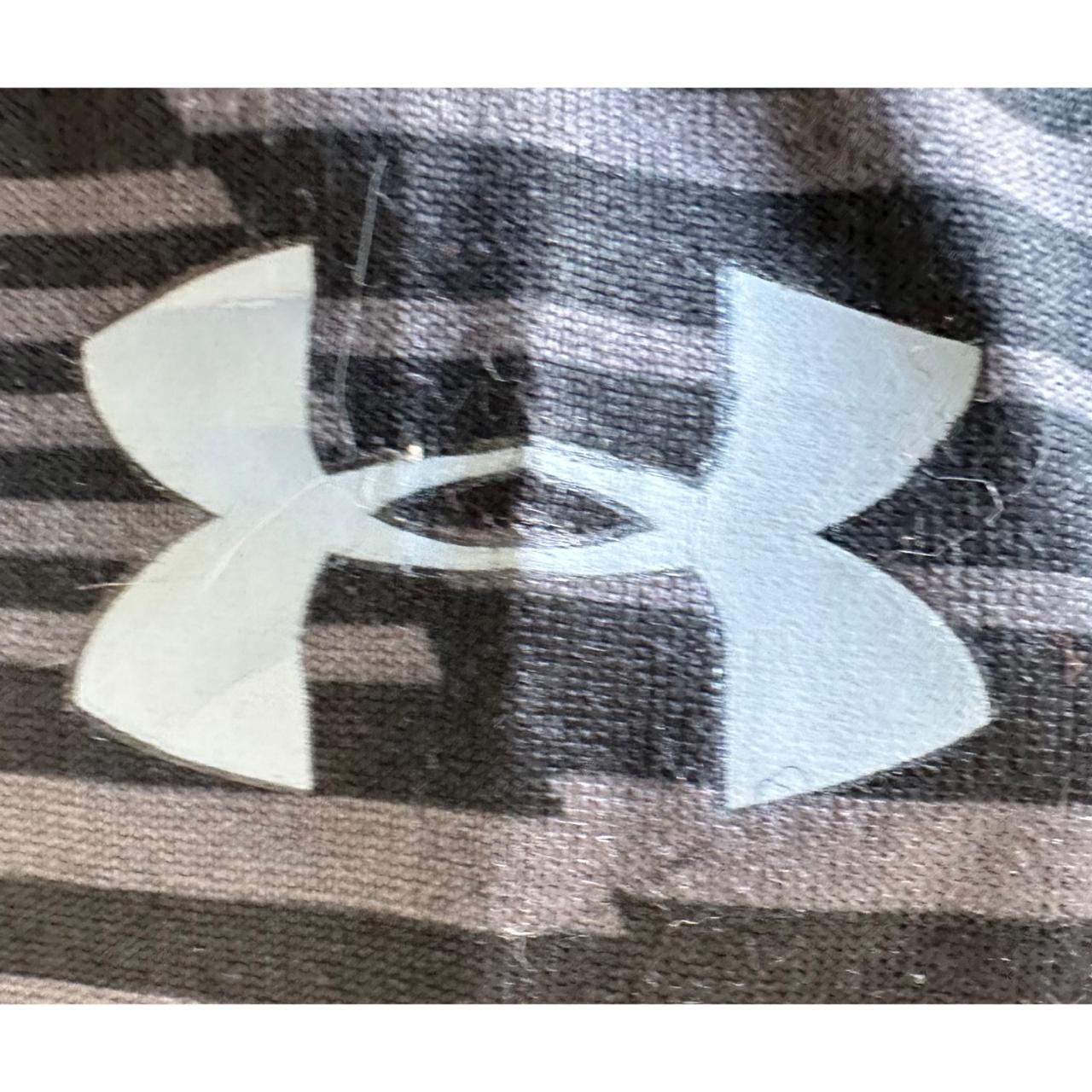 UNDER ARMOUR HANOVER COLLEGE SIZE- XL DRY-FIT TEES