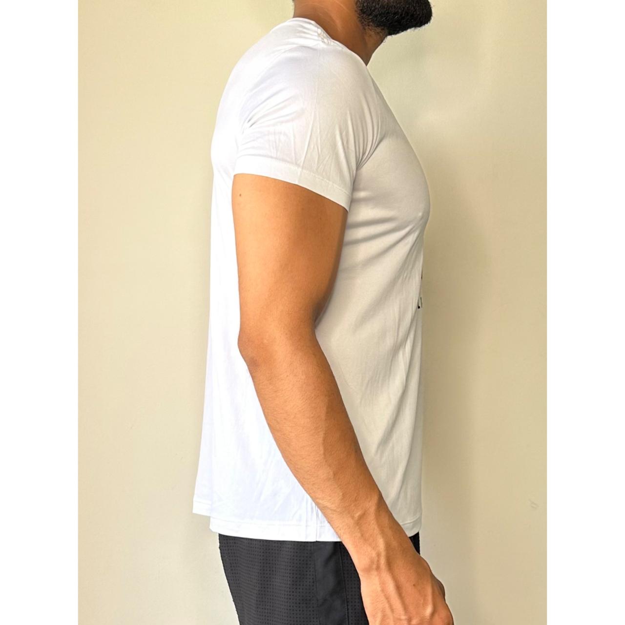 THE NIKE TEE VOLLEYBALL SIZE- L DRY-FIT TEES