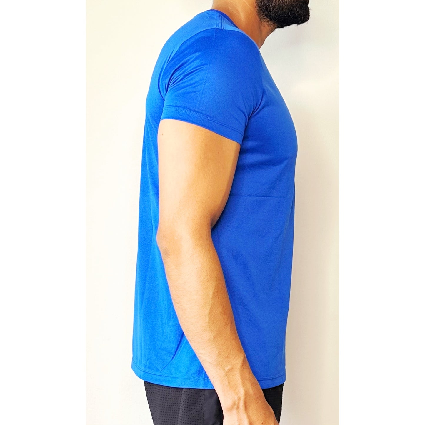 NIKE BLUE TEE SIZE- L Premium Dri-fits