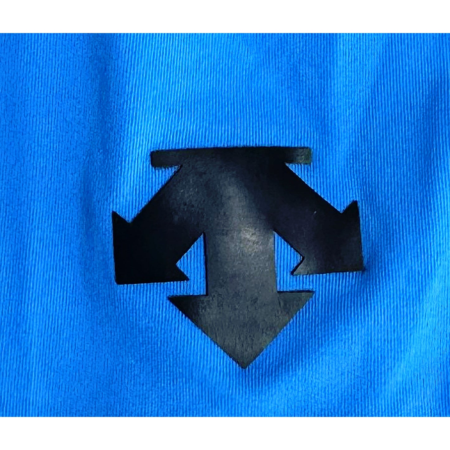 DESCENTE BLUE SIZE-L SHORTS TRACKS & SHORTS