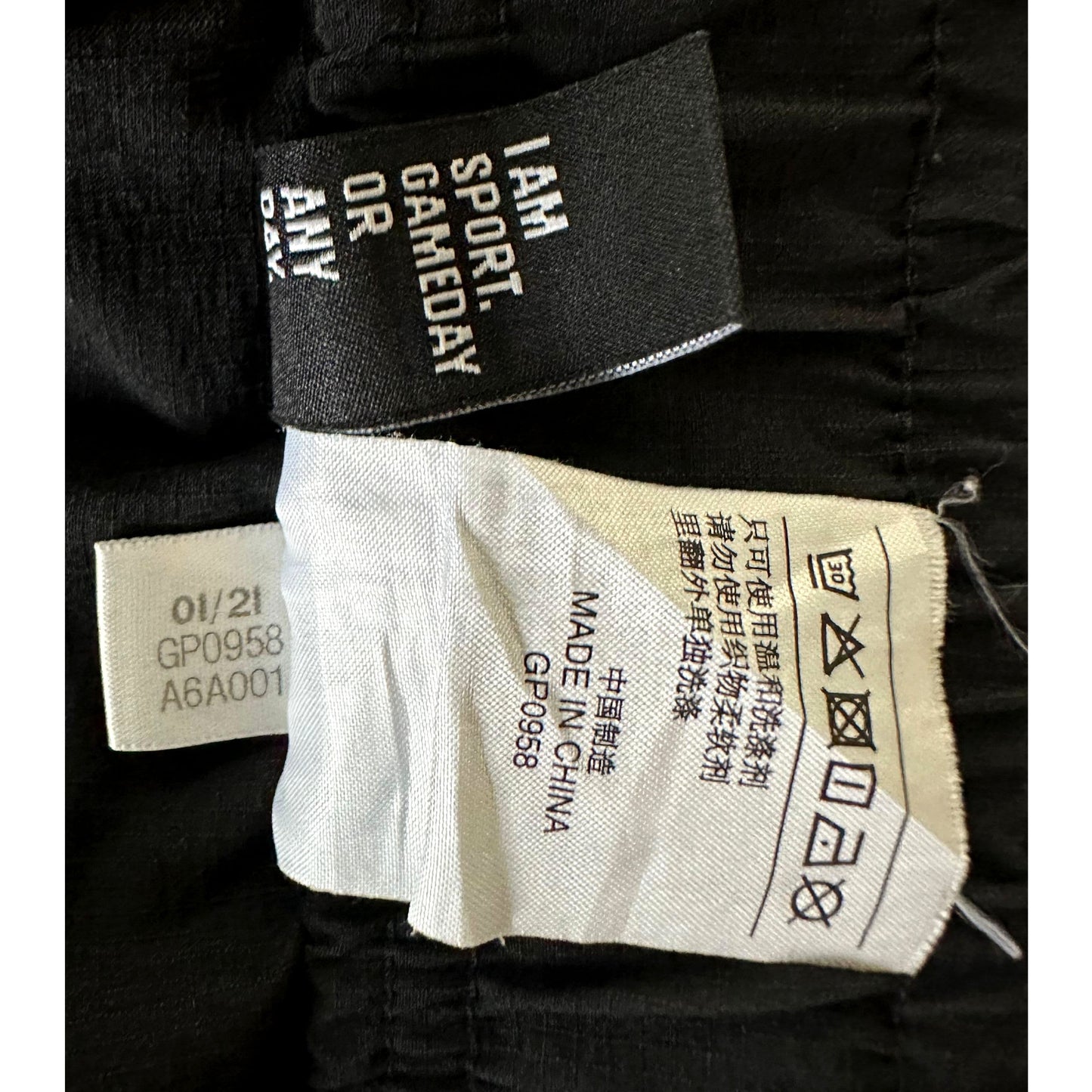 ADIDAS BLACK SIZE-small TRACKS PANTS