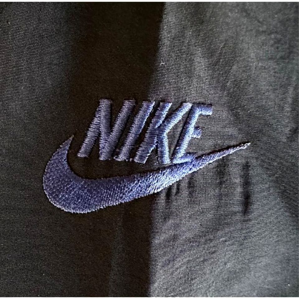 NIKE SIZE - XL LUXURY / PREMIUM JACKETS