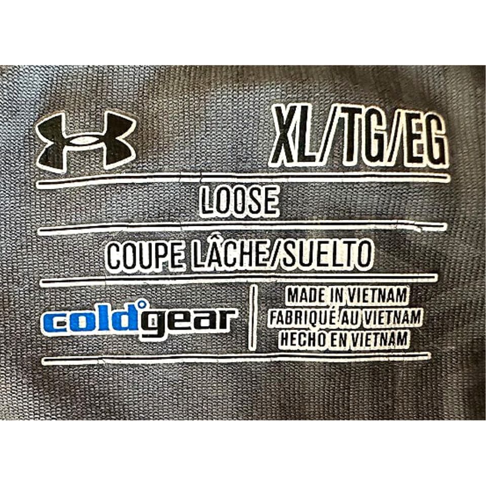 UNDER AUMOUR SIZE- XL HALF ZIPPER