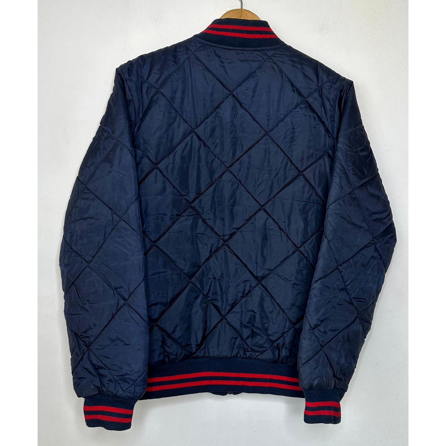 JORDAN SIZE M PREMIUM JACKET.