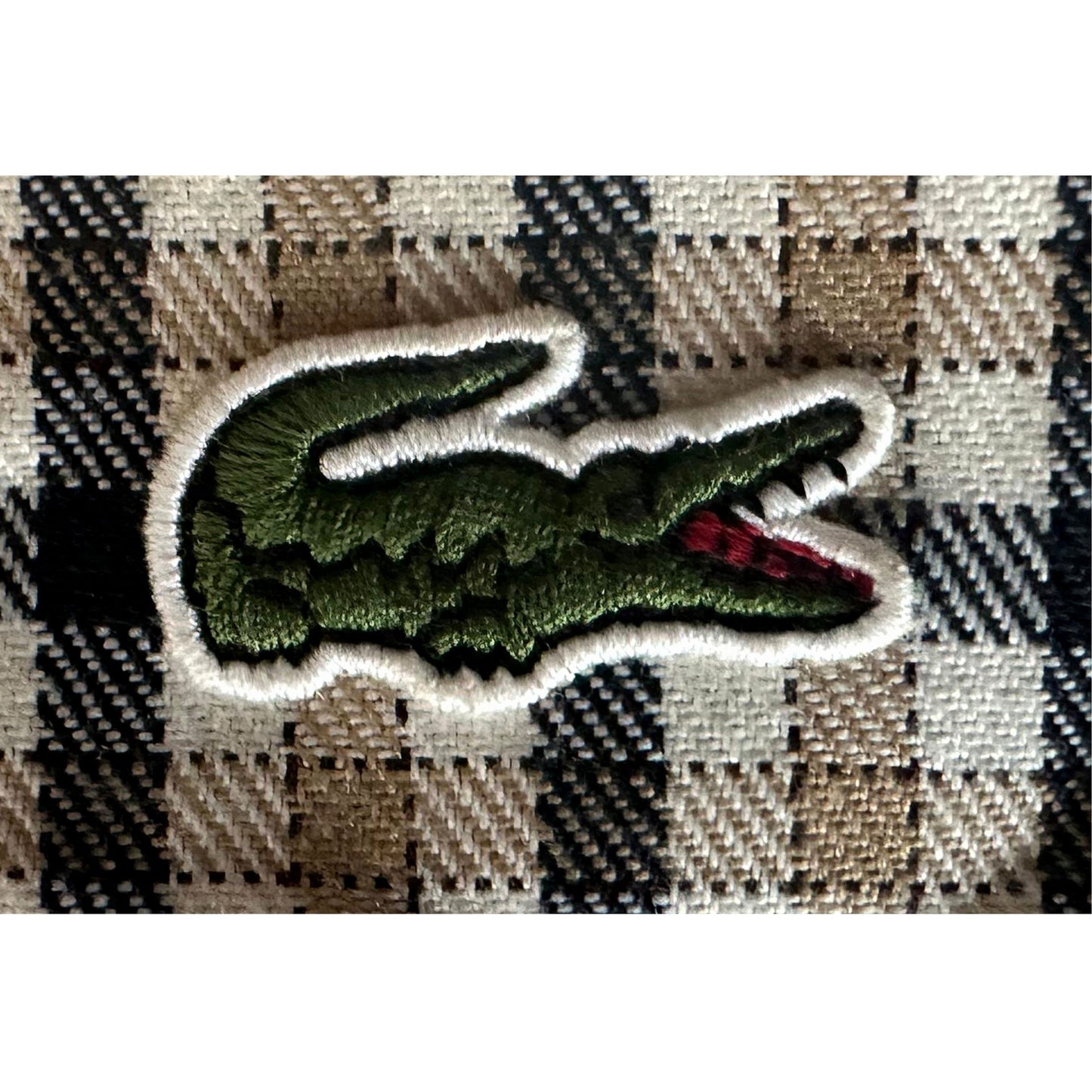 LACOSTE LIVE CHECKERED SIZE M PREMIUM JACKET.