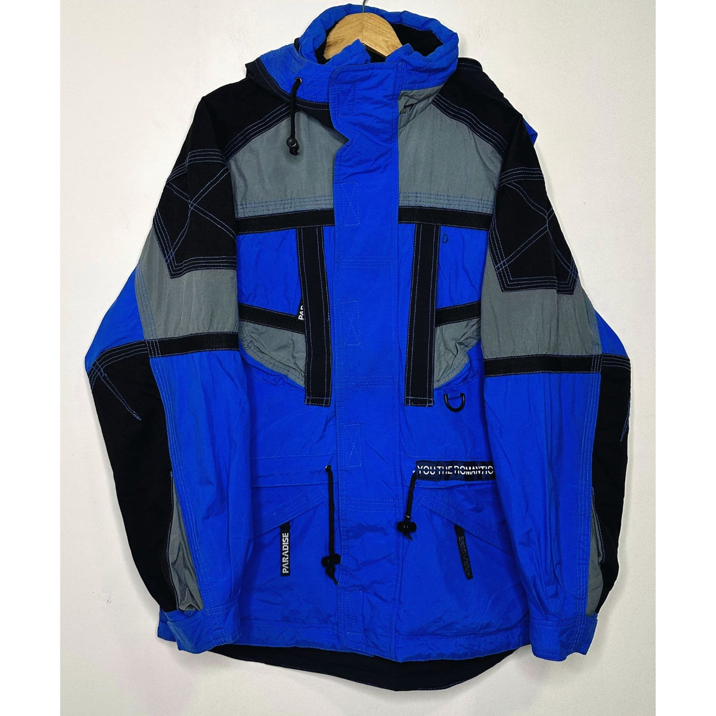 PARADISE BLUE SIZE XL HEAVYDUTY SKI JACKET .