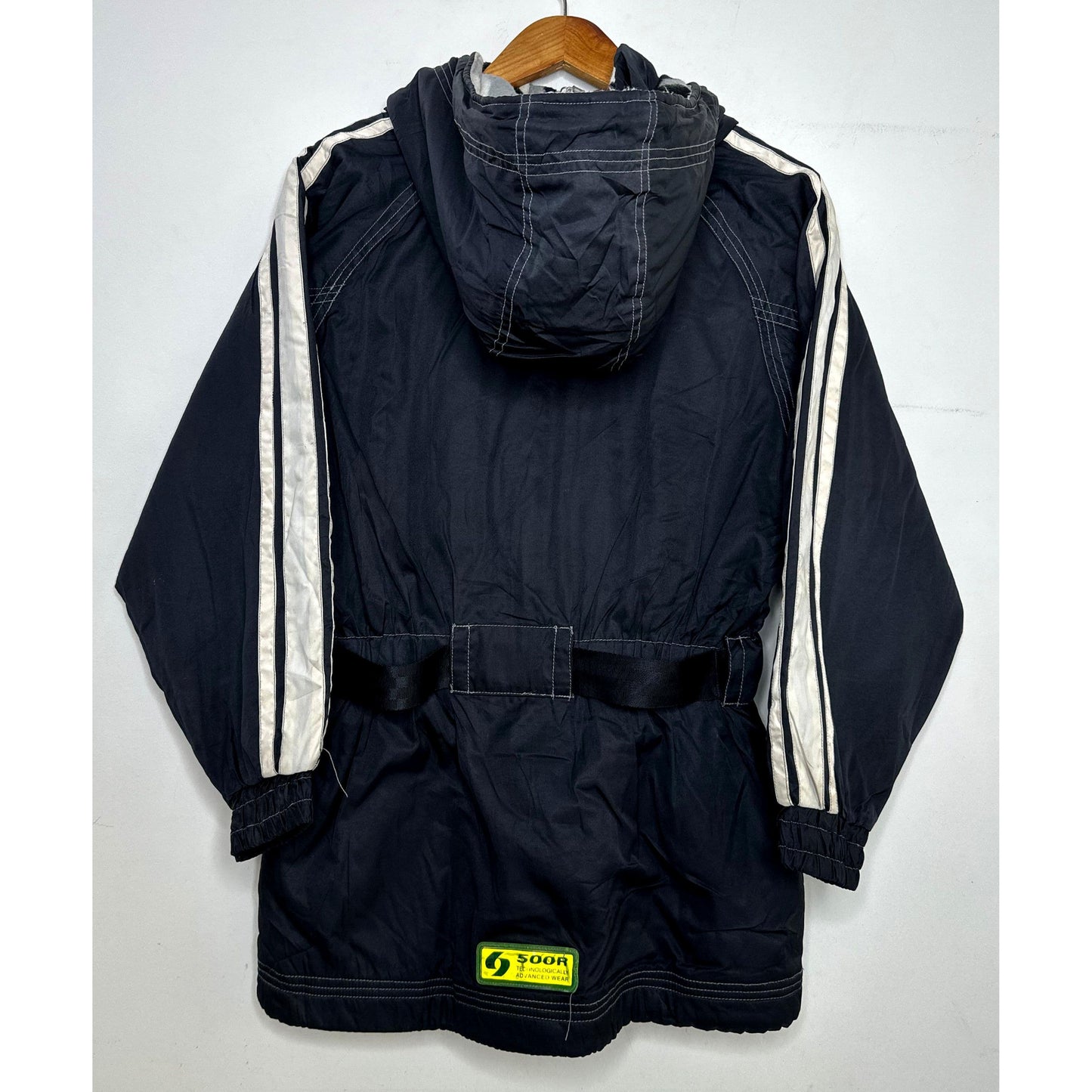 INNSBRUG SKI WEAR HEAVYDUTY PREMIUM JACKET SIZE S .