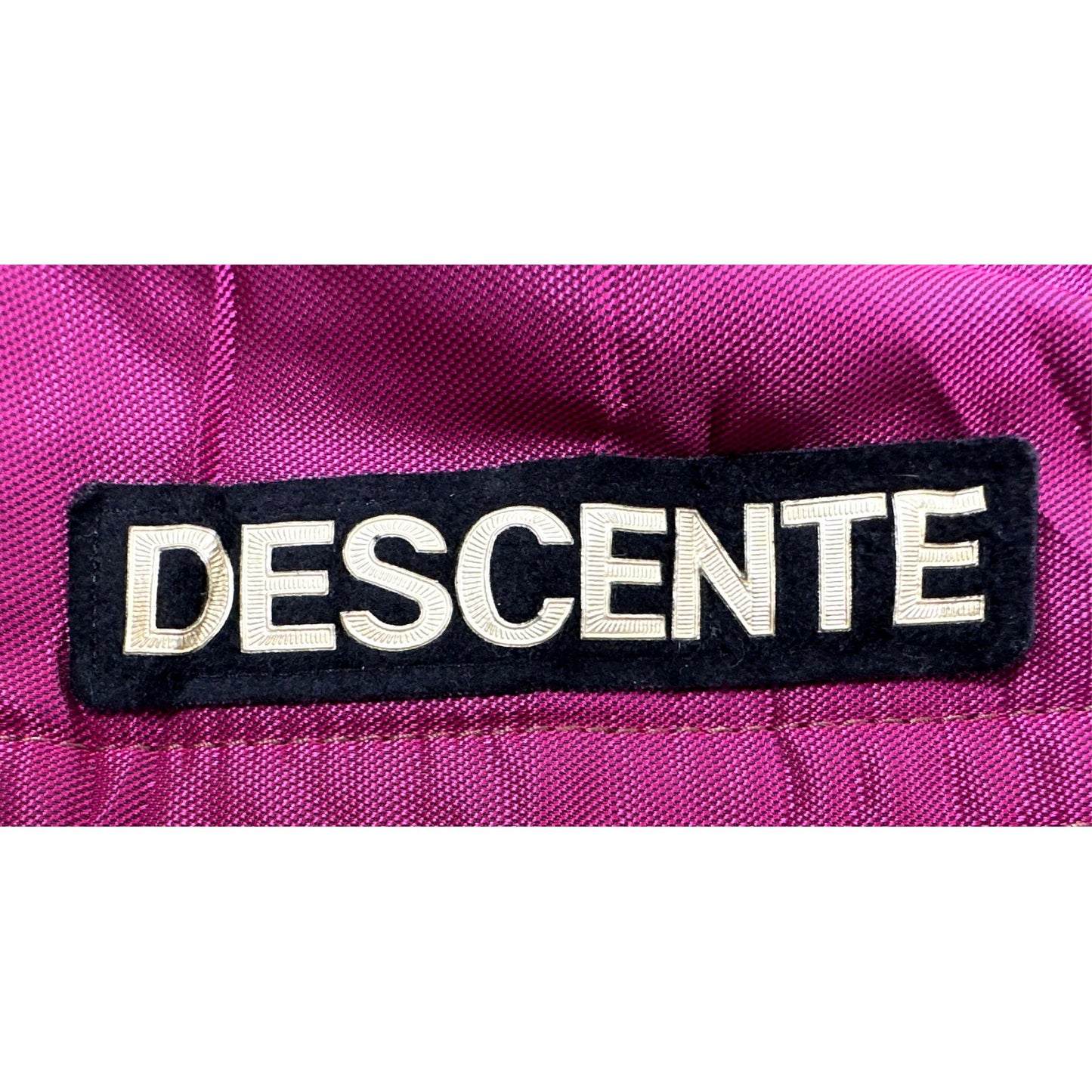 DESCENTE MULTICOLOR AND MULTI POCKET HEAVYDUTY PREMIUM JACKET SIZE XL