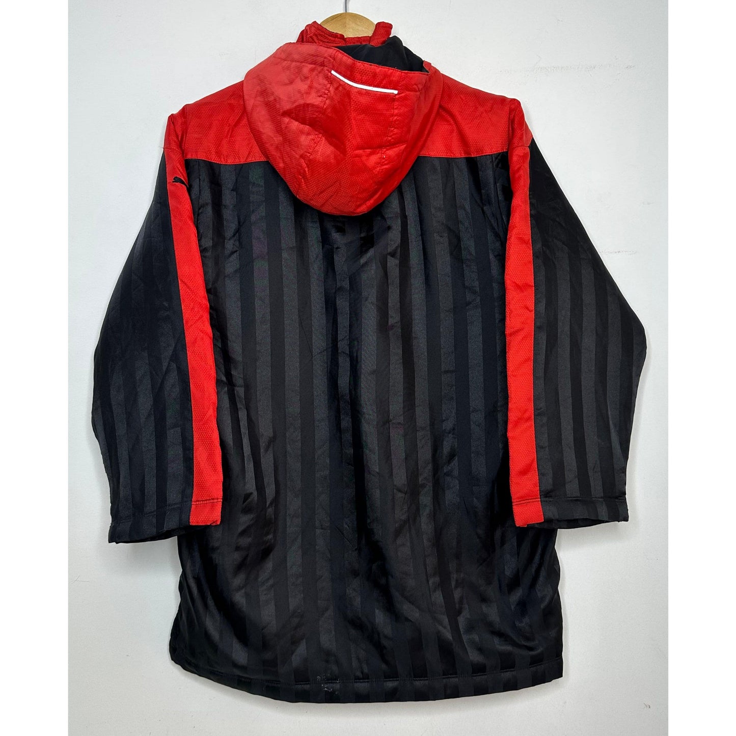 PUMA RED BLACK SIZE- L LIMITED EDITION JACKET ( WIND BREAKER)-