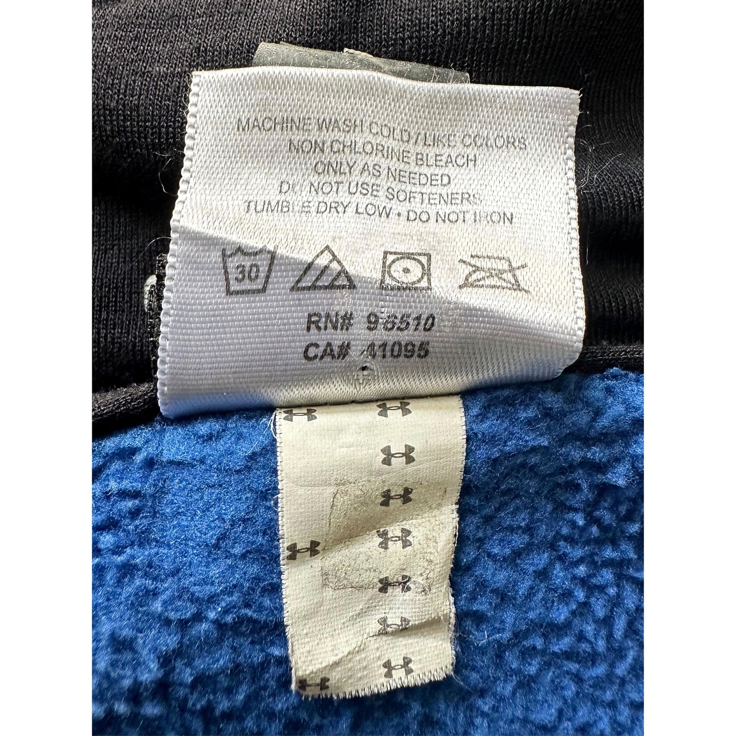 UNDER ARMOUR PRINT BLUE HOODIE SIZE XL