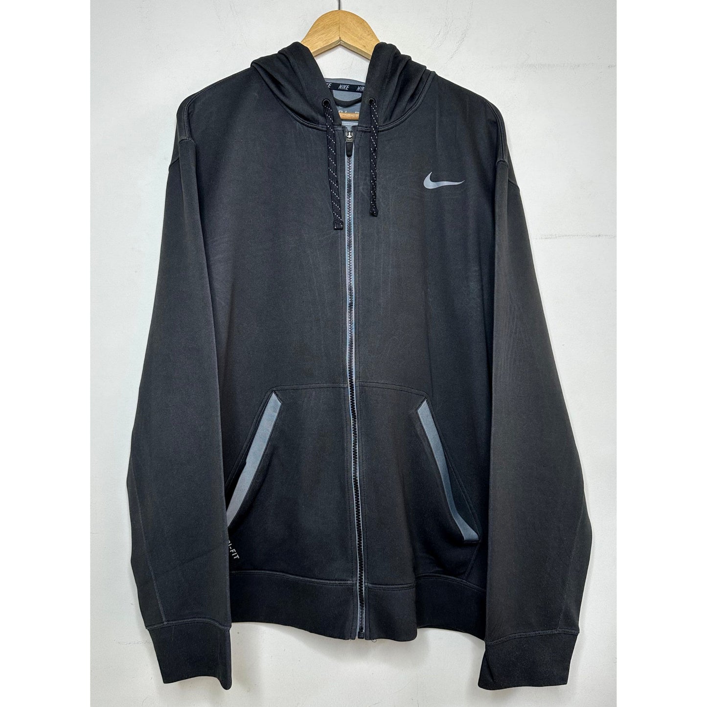 NIKE DRI FIT SPORTSWEAR JACKET SIZE XL