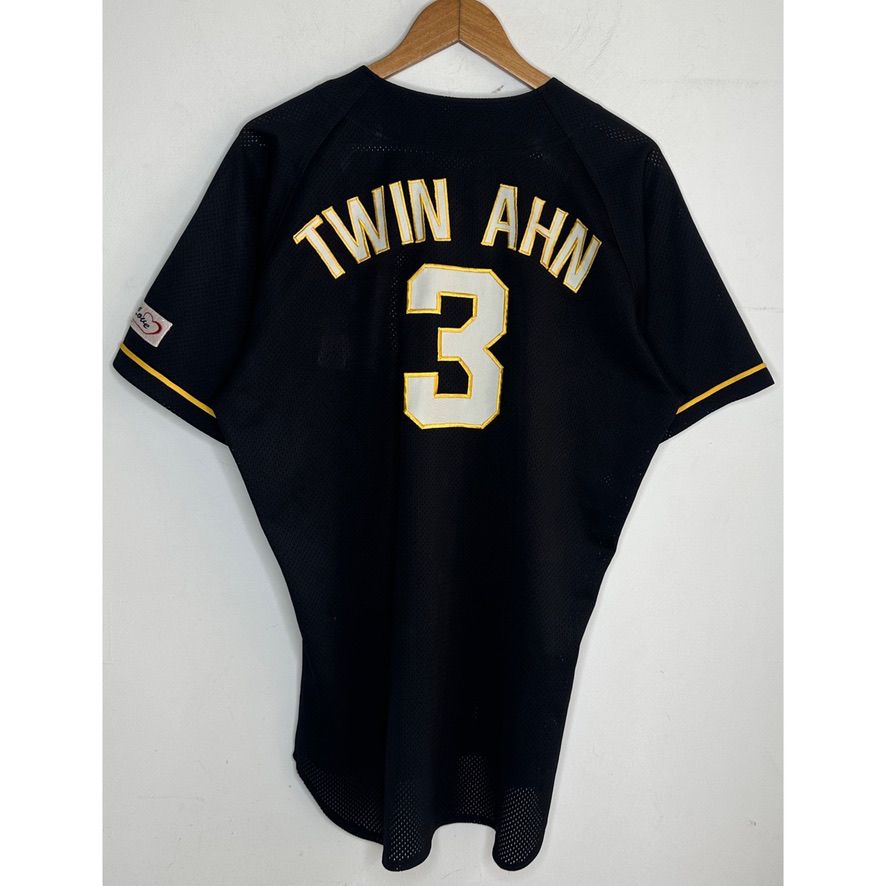 TWIN AHN NO 3 SIZE-XL BASEBALL JERSEYS