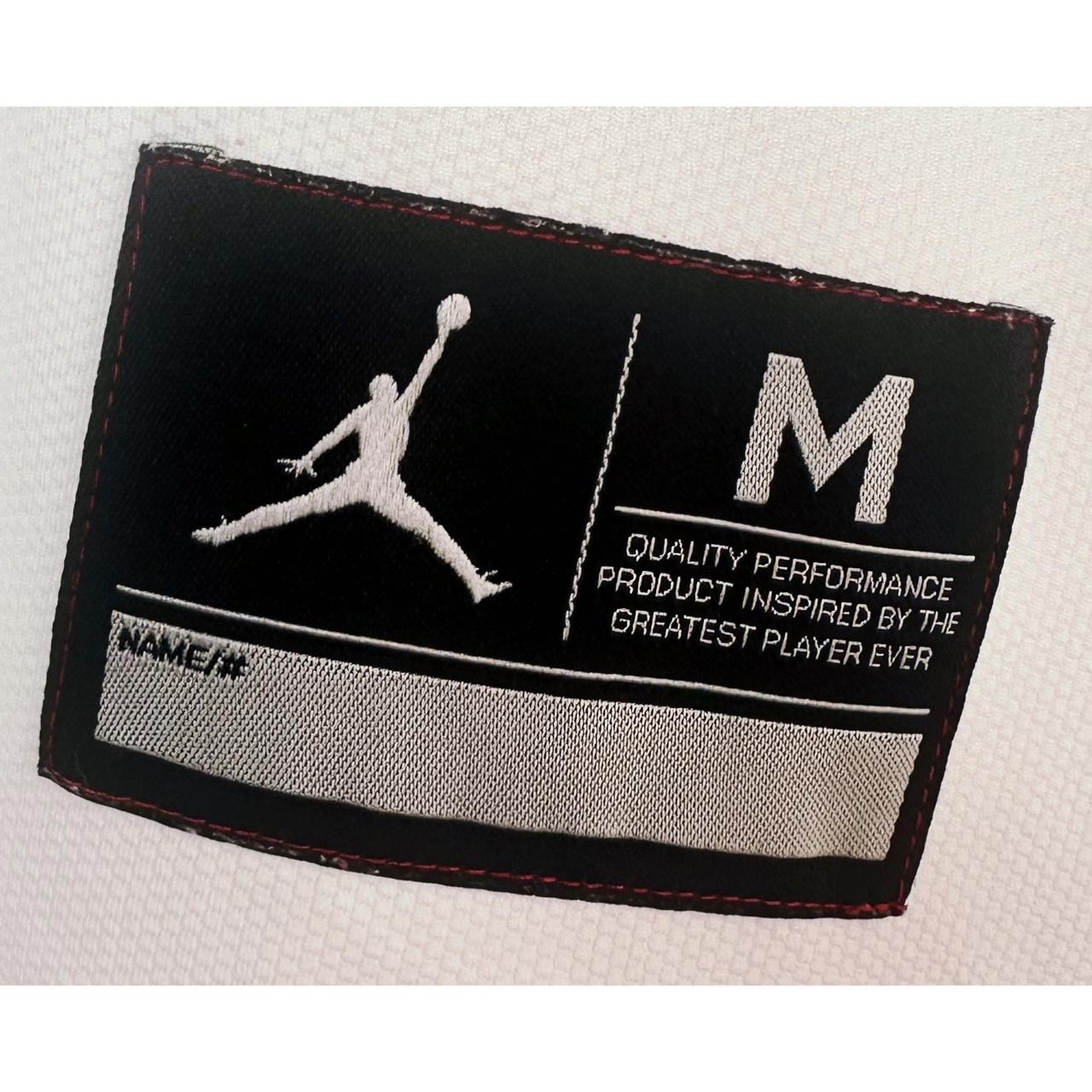 JORDAN WHITE PREMIUM DRIFIT TEES SIZE L