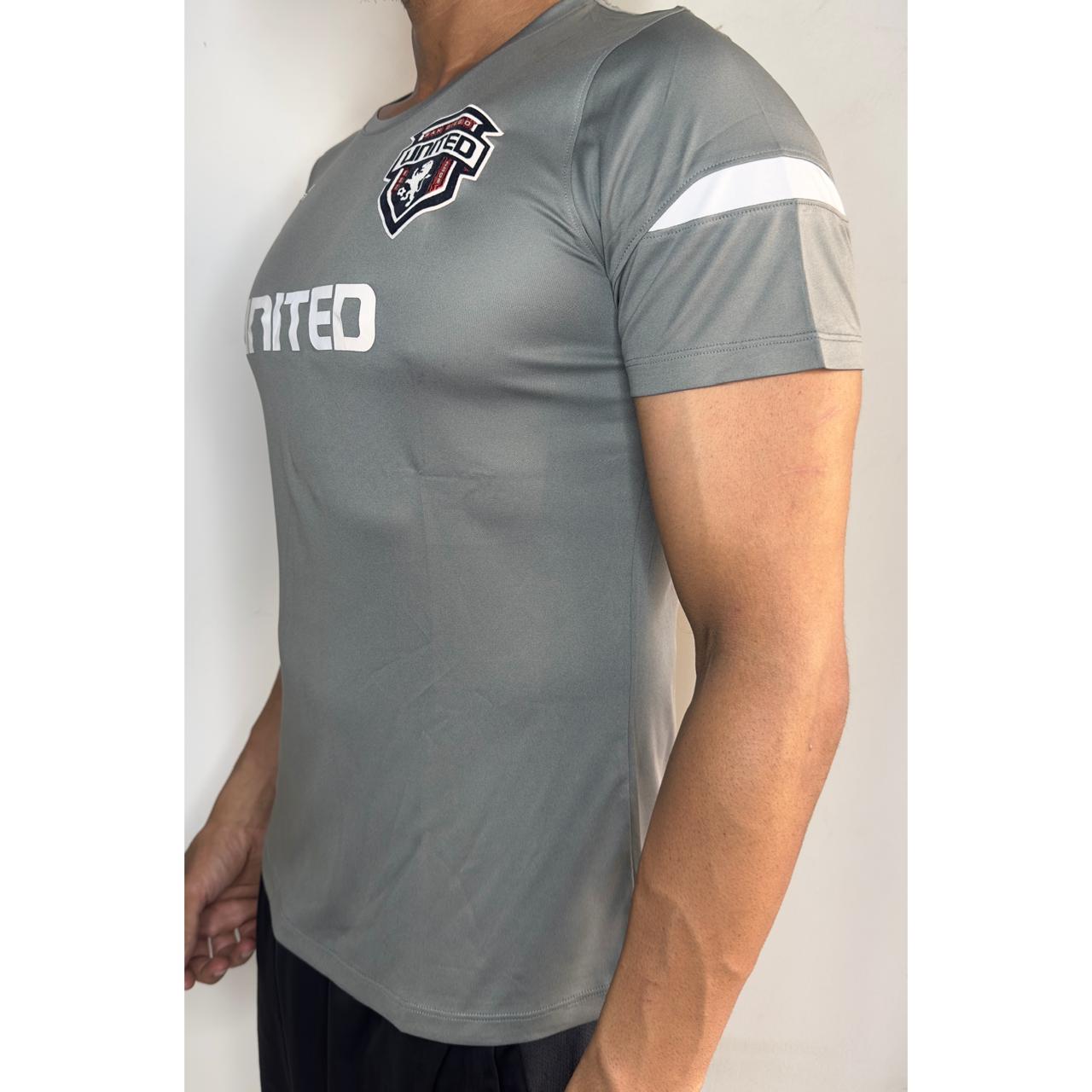 UNDER ARMOUR UNITED PREMIUM DRIFIT TEES SIZE M