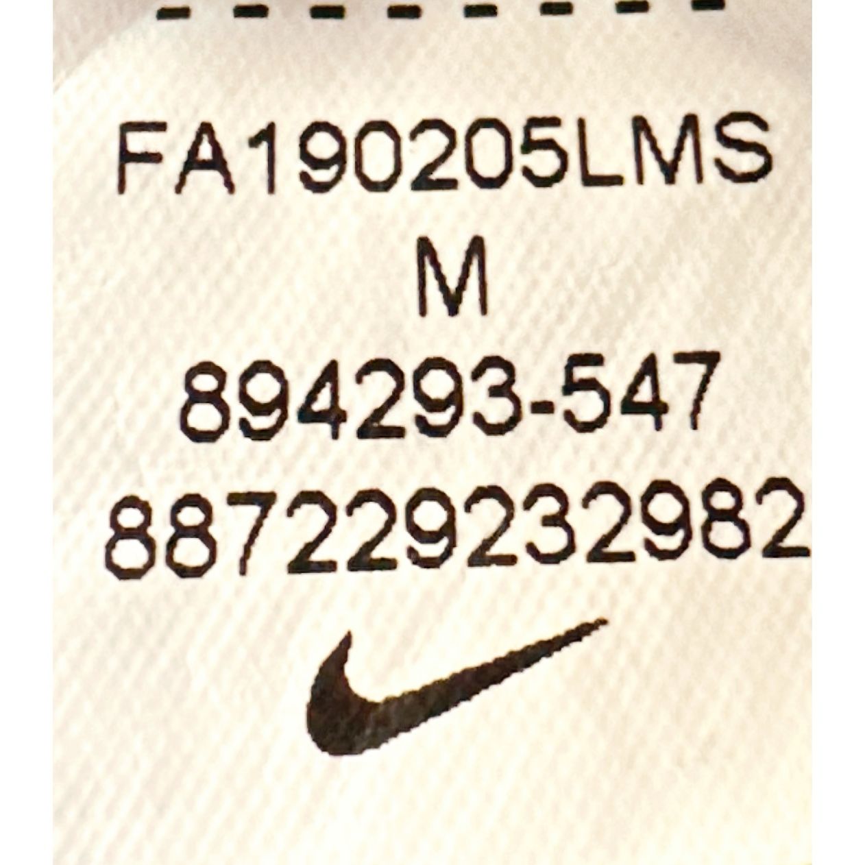 NIKE LAURELHURST PREMIUM DRIFIT TEES SIZE M