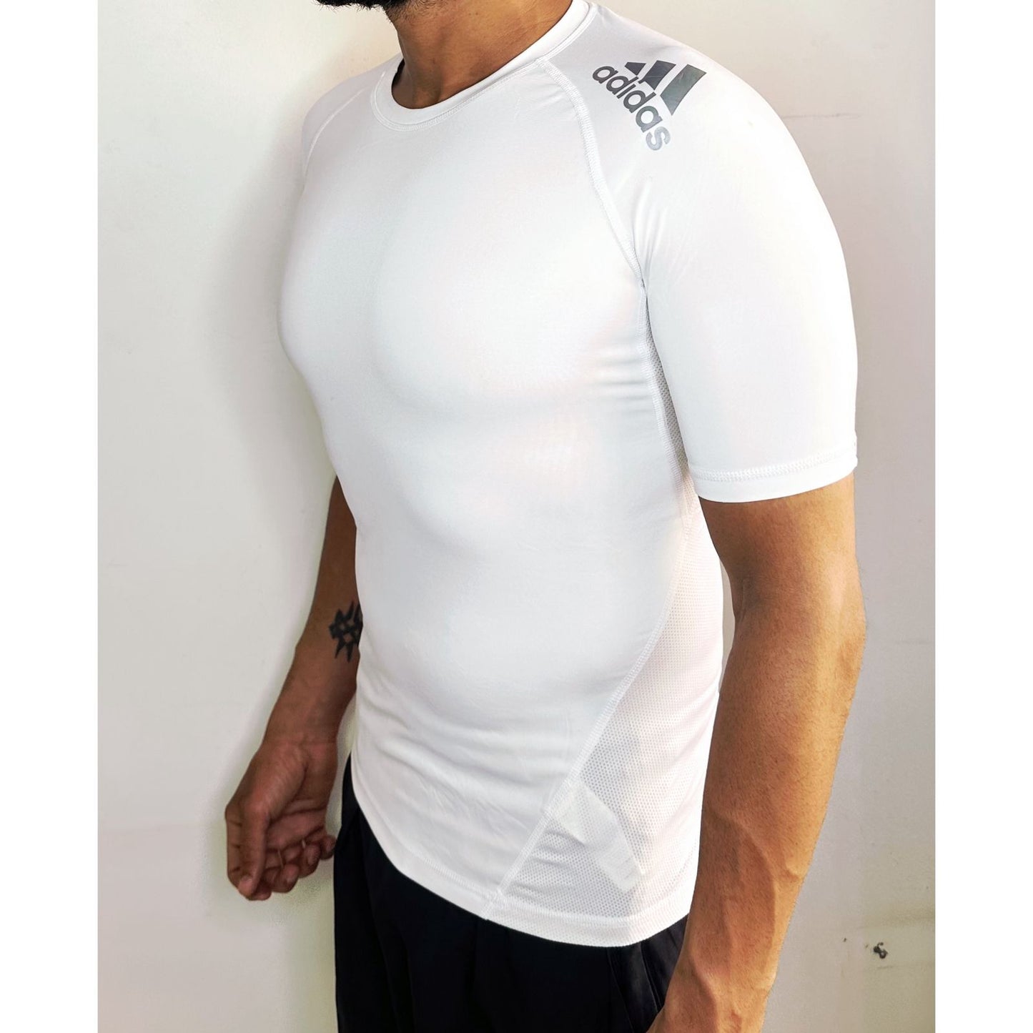 ADIDAS WHITE PREMIUM DRIFIT Compression SIZE M