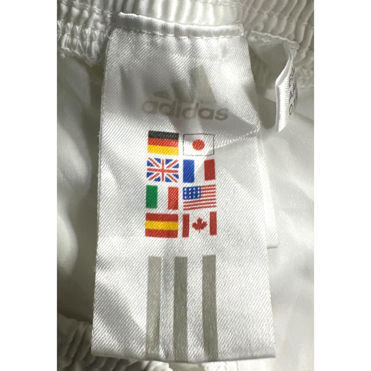 ADIDAS WHITE PREMIUM CASUAL SHORT SIZE L