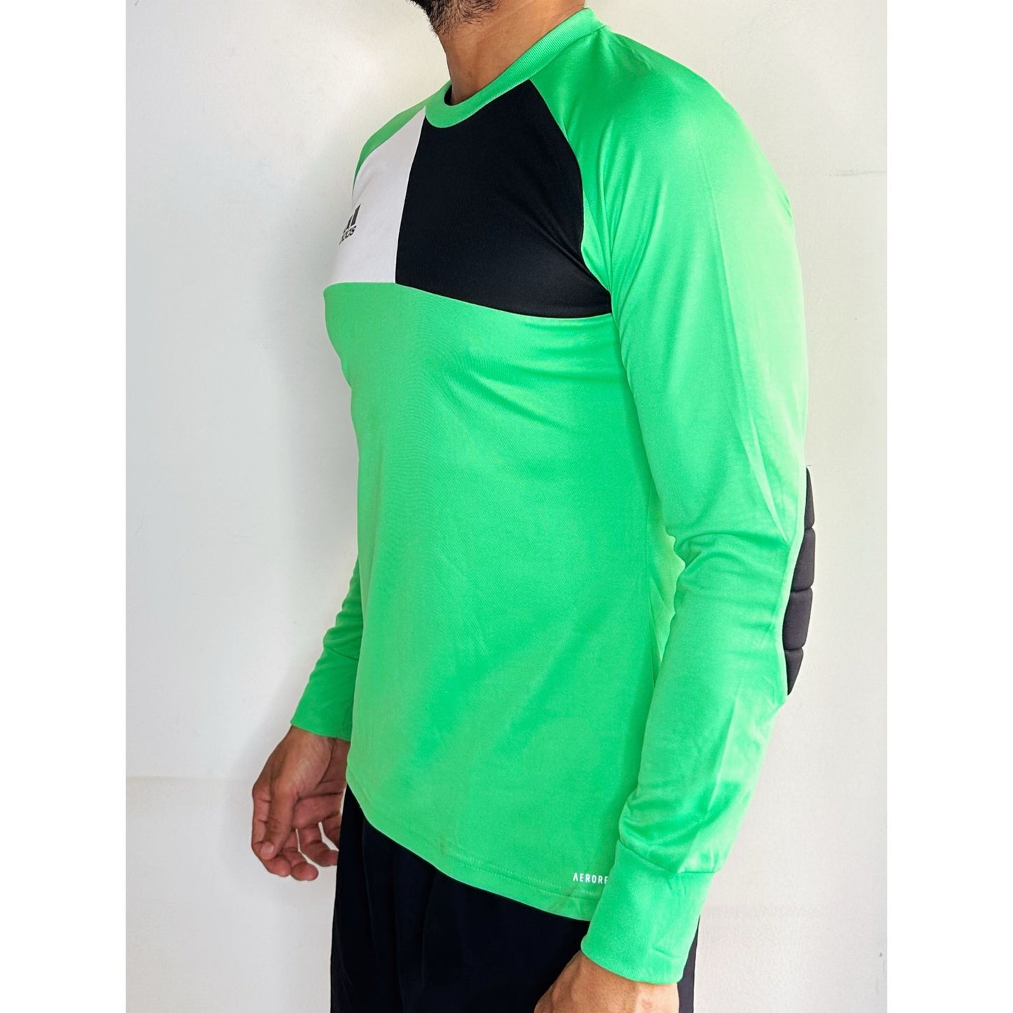 ADIDAS PREMIUM DRI FIT TEES SIZE S