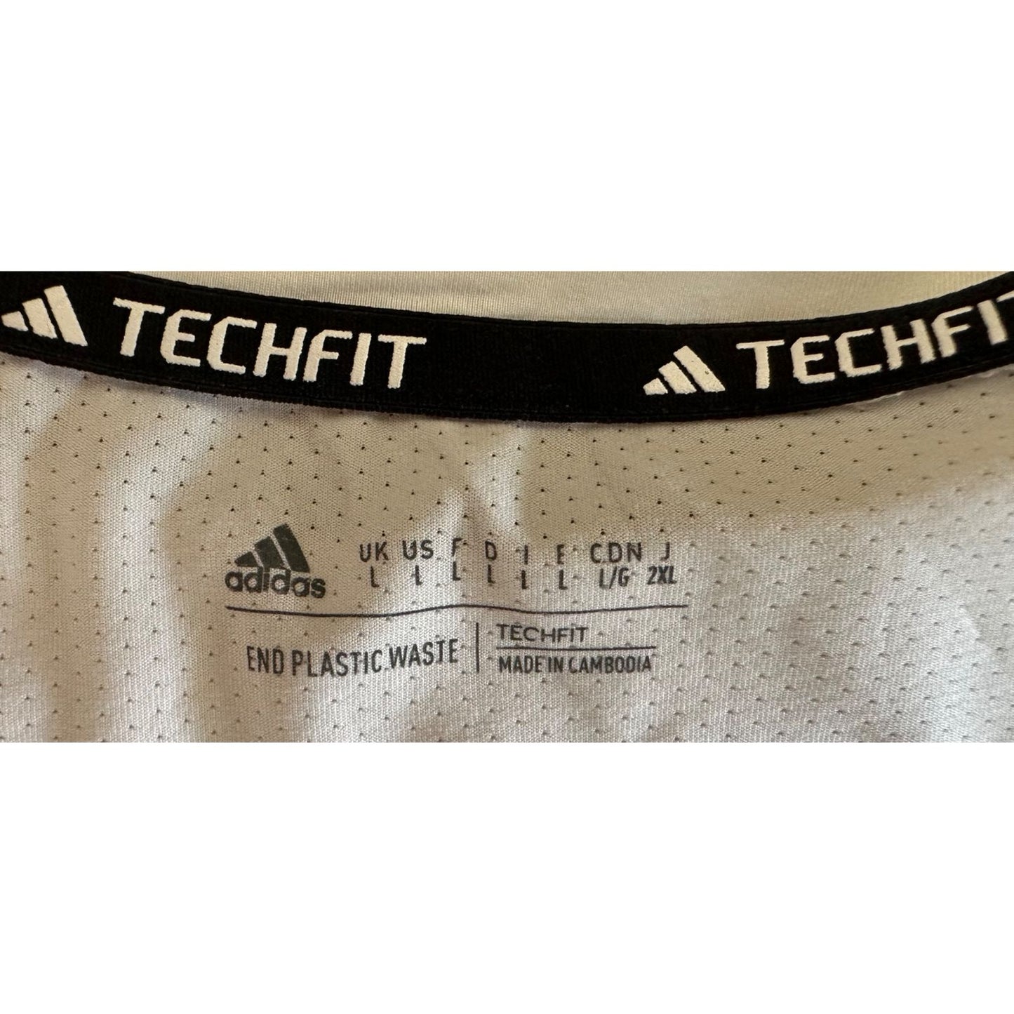 ADIDAS WHITE SIZE-L ( COMPRESSION)