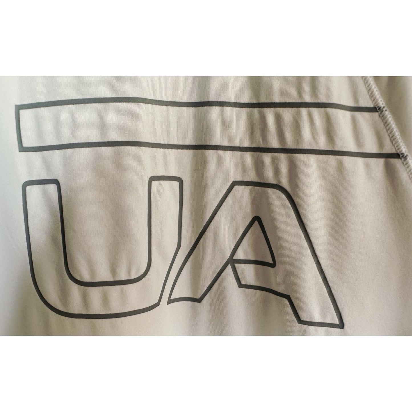 UNDER ARMOUR PREMIUM DRI FIR TEES SIZE XL