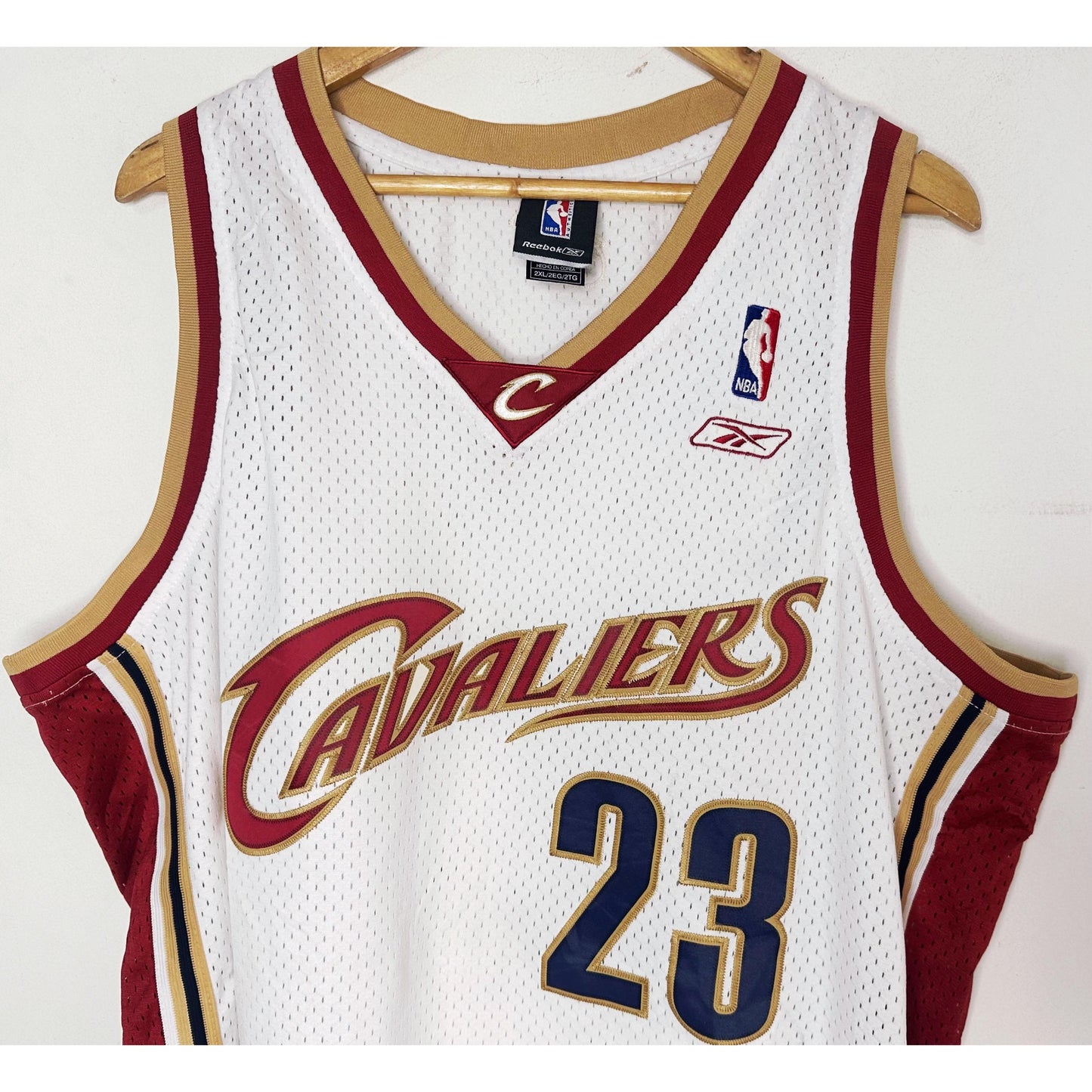 REEBOK NBA CAVALIERS JAMES NO 23 SIZE-2XL BASKETBALL JERSEYS