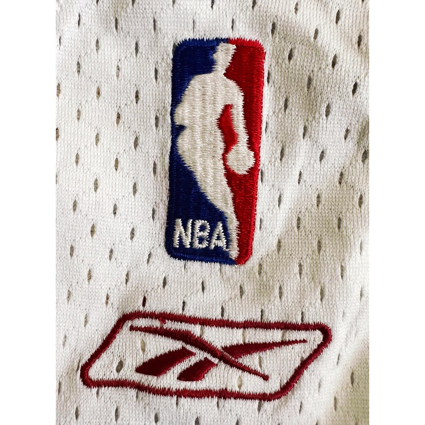 REEBOK NBA CAVALIERS JAMES NO 23 SIZE-2XL BASKETBALL JERSEYS