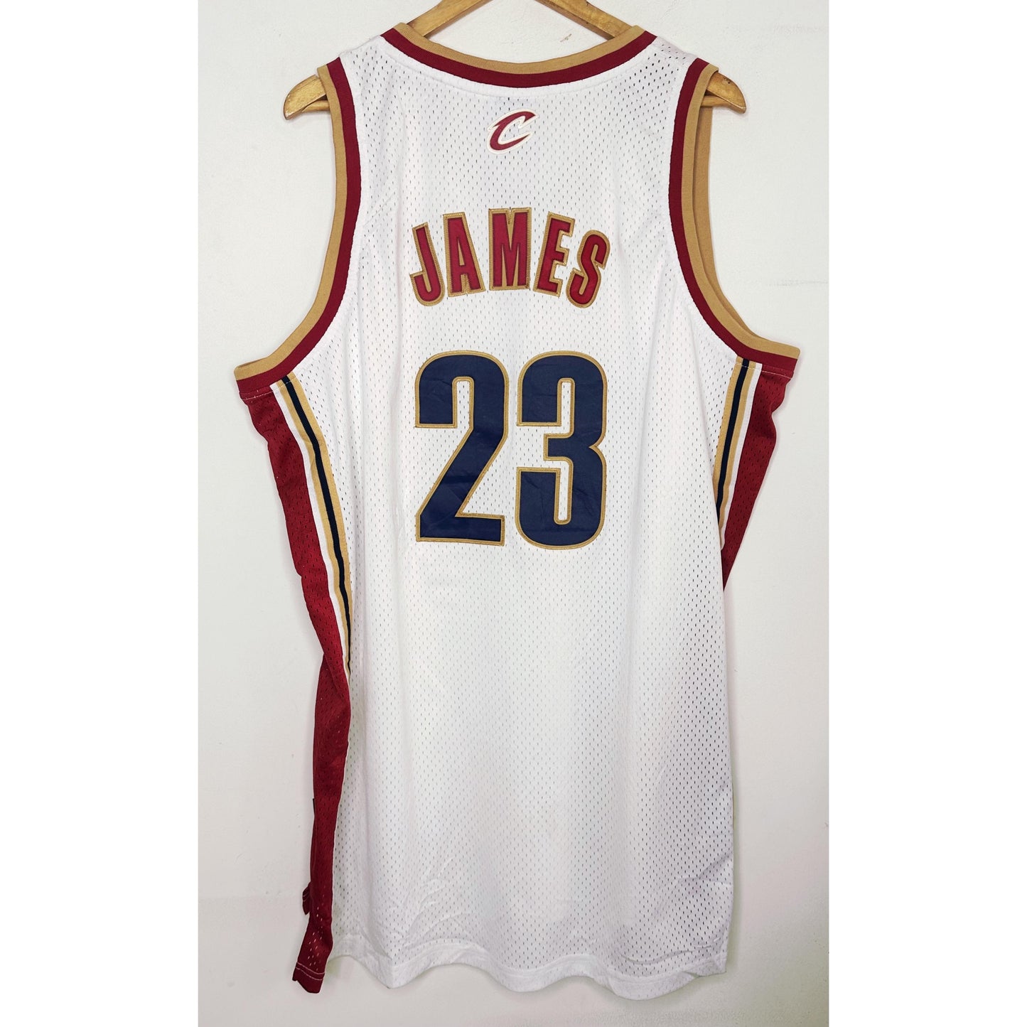 REEBOK NBA CAVALIERS JAMES NO 23 SIZE-2XL BASKETBALL JERSEYS