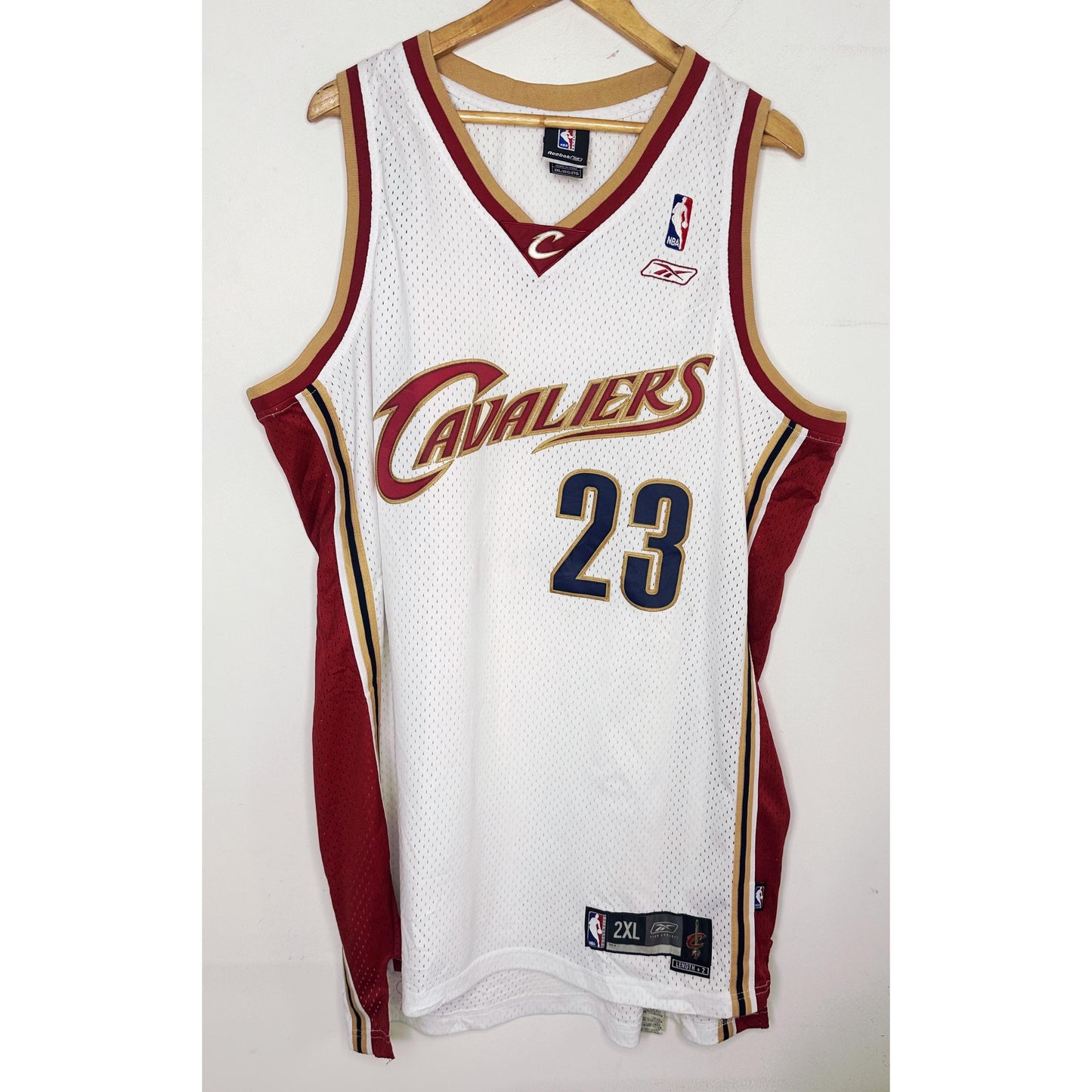 REEBOK NBA CAVALIERS JAMES NO 23 SIZE-2XL BASKETBALL JERSEYS