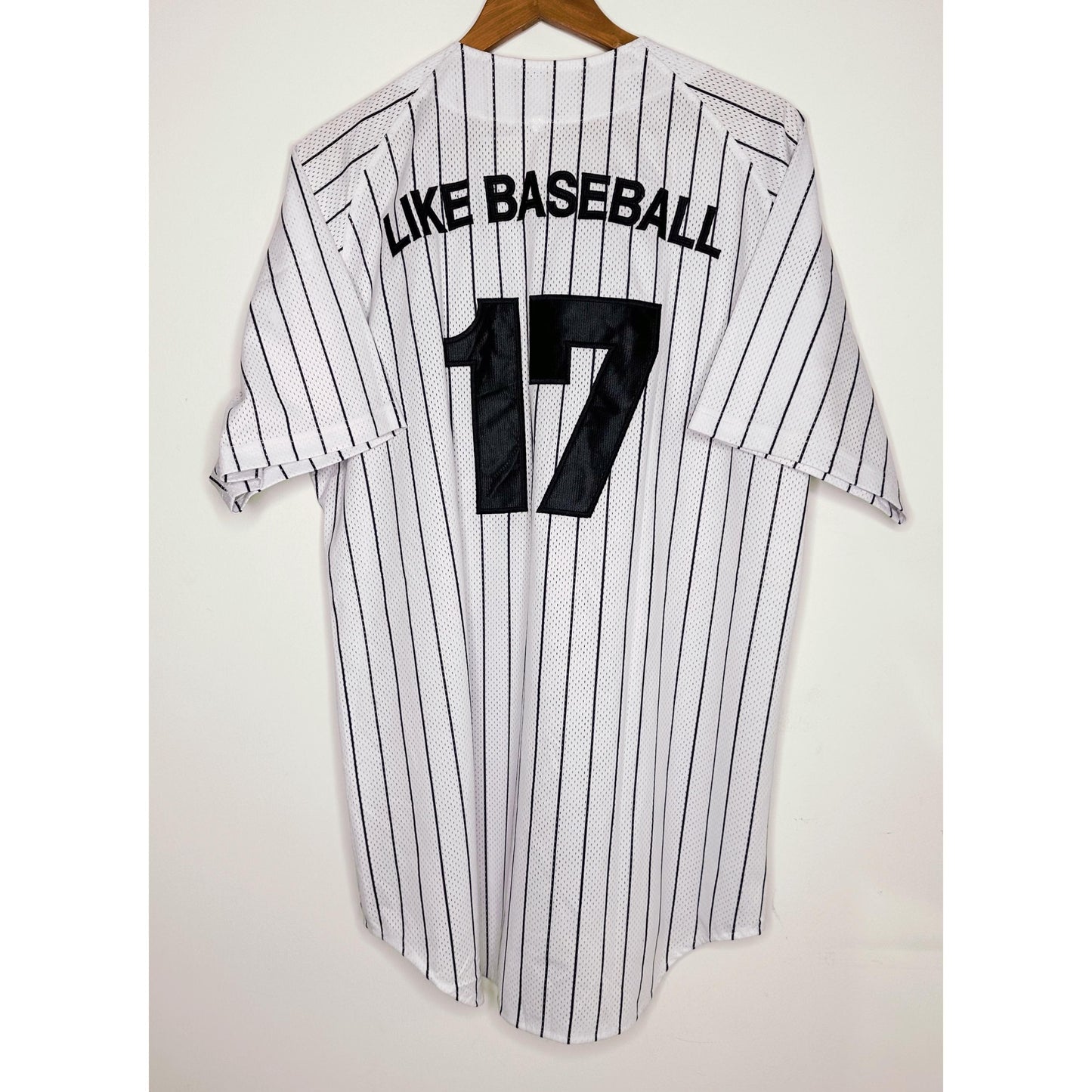 LIKE BASEBALL STRIPE NO. 17 SIZE-XL BASEBALL JERSEYS.