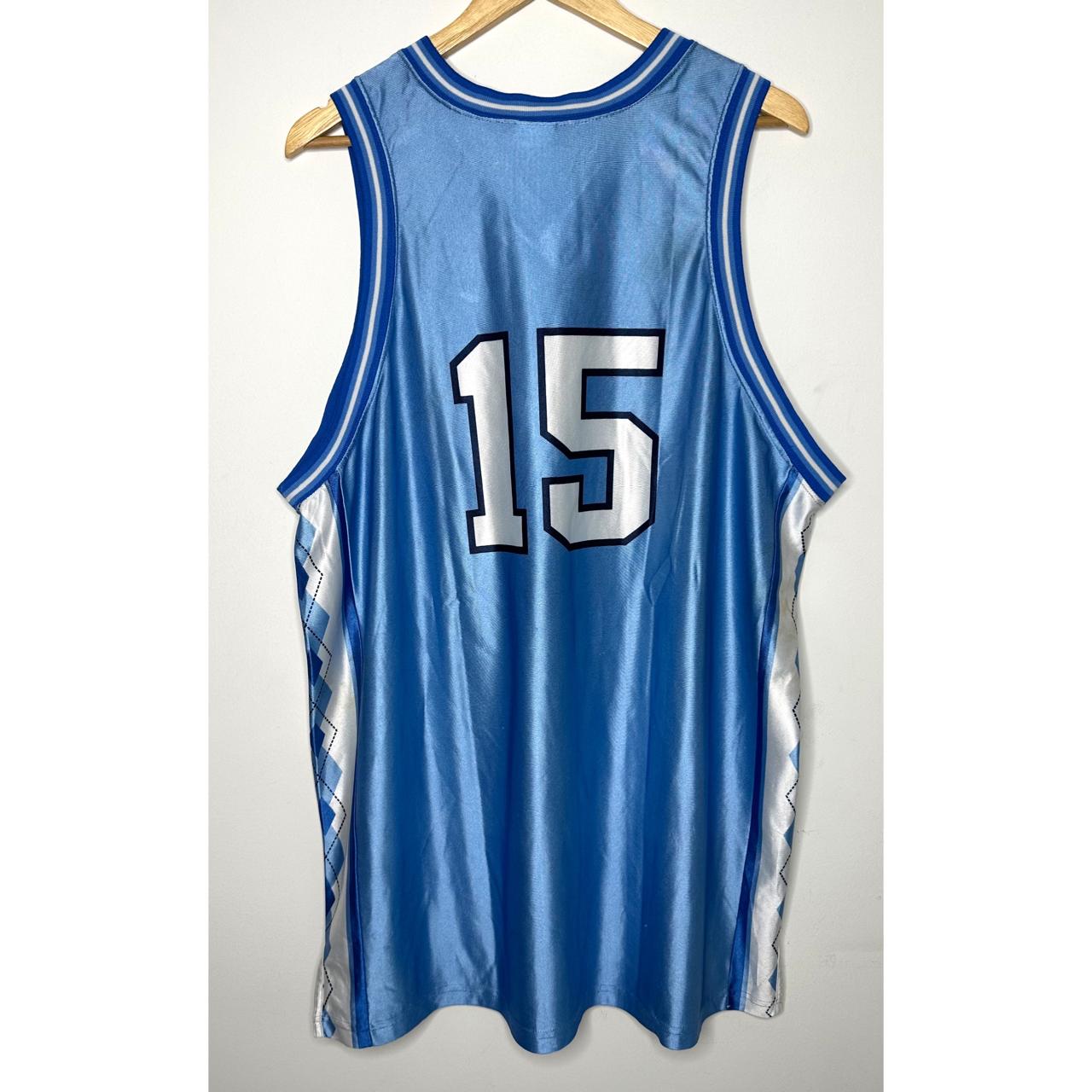 NIKE NORTH CAROLINA NO 15 BASKETBALL JERSEY SIZE 2XL