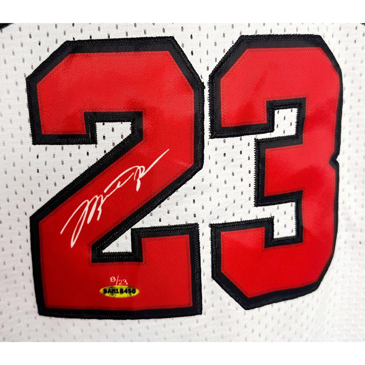 MICHAEL JORDAN HARDWOOD CLASSICS BULLS JORDAN NO 23 BASKETBALL JERSEY