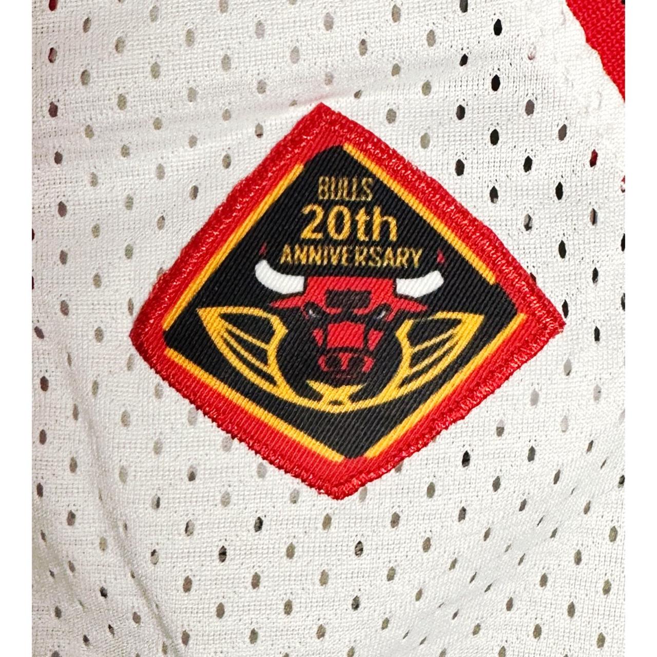 MICHAEL JORDAN HARDWOOD CLASSICS BULLS JORDAN NO 23 BASKETBALL JERSEY