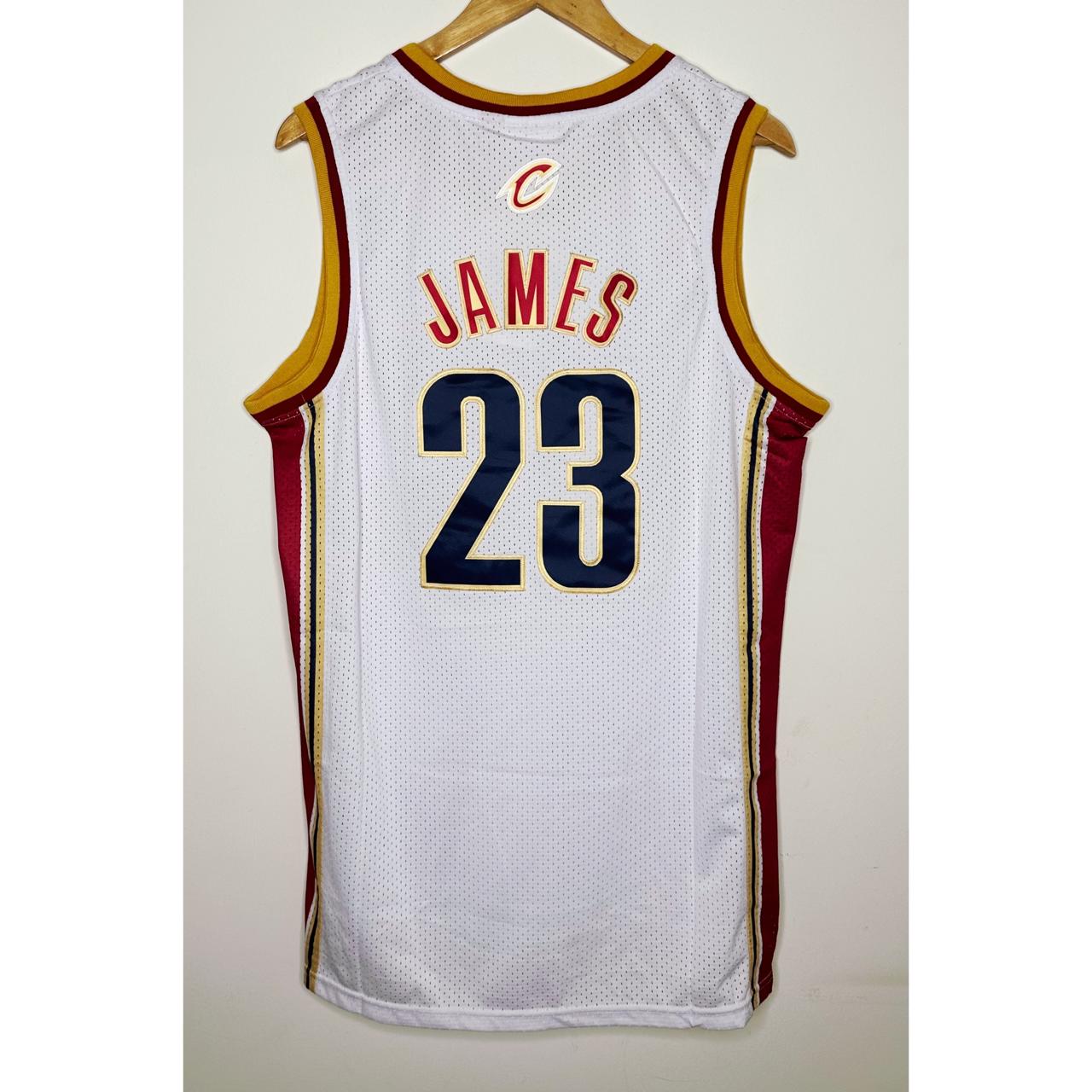 JORDAN NORTH CAROLINA NO 23 BASKETBALL JERSEY