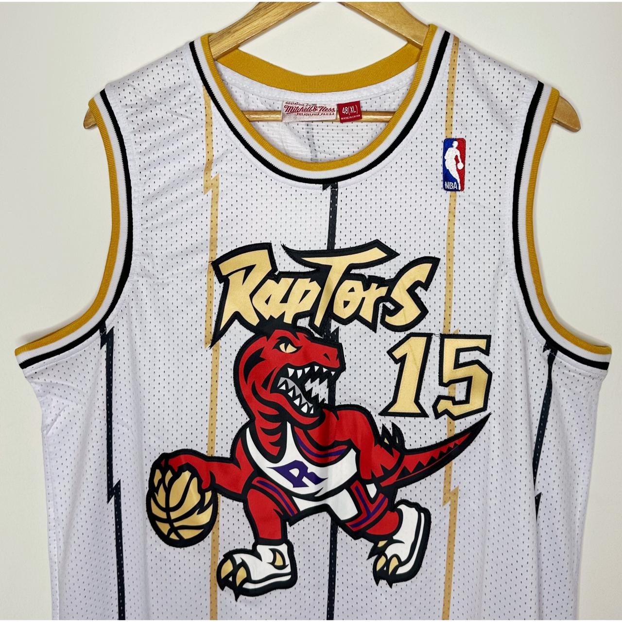 VINCE CARTER RAPTORS NO 15 BASKETBALL JERSEY