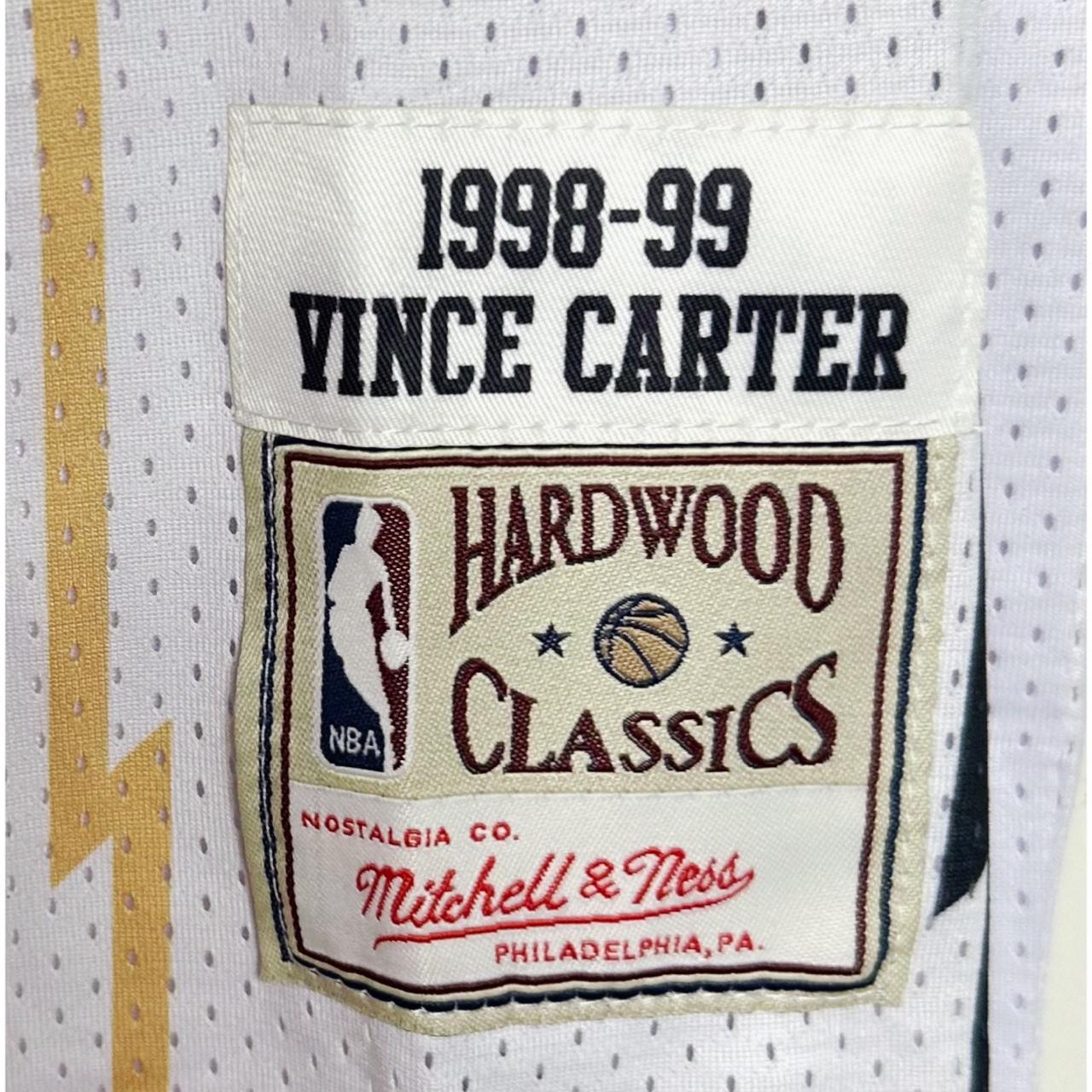 VINCE CARTER RAPTORS NO 15 BASKETBALL JERSEY