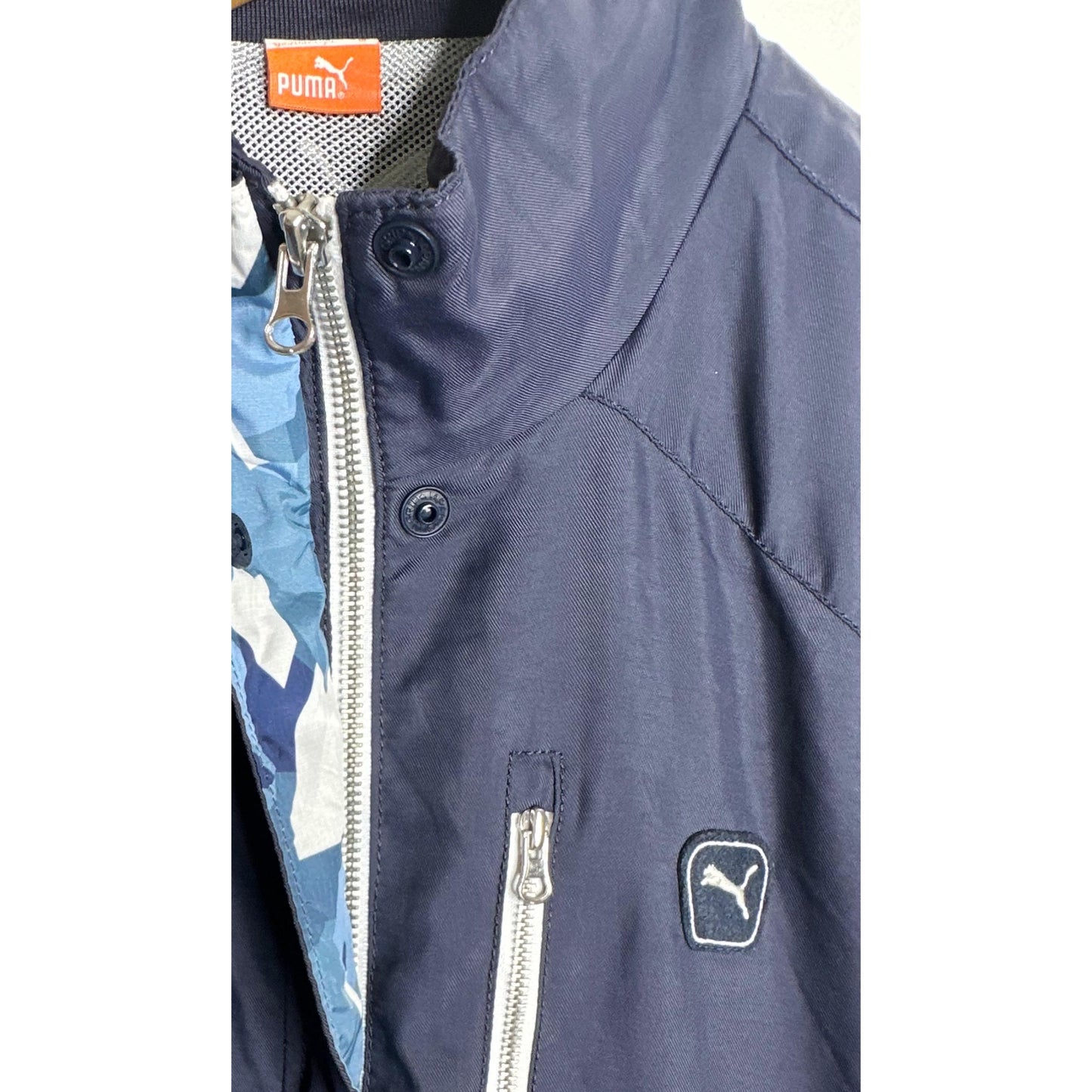 PUMA WINDBREAKER JACKET – STYLISH, LIGHTWEIGHT & WATER-REPELLENT OUTERWEAR SIZE M