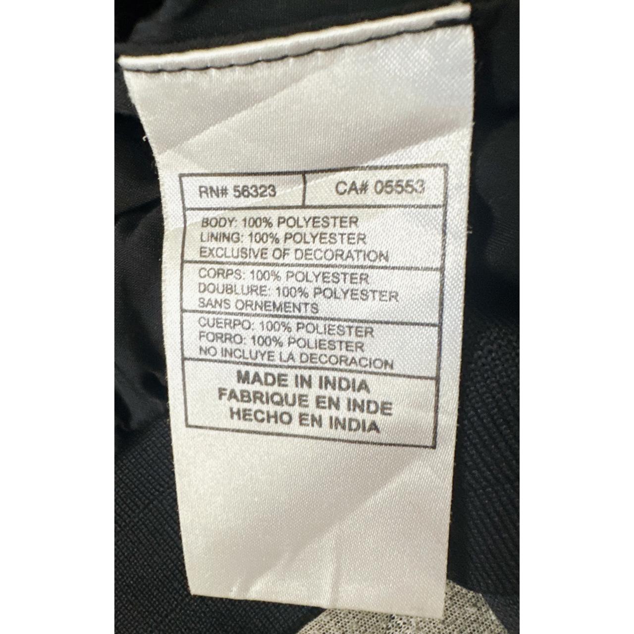 NIKE AIG LIGHTWEIGHT WINDBREAKER(ACTIVE WEAR– BREATHABLE, WATER-RESISTANT JACKET FOR ACTIVE OUTDOOR WEAR SIZE S -