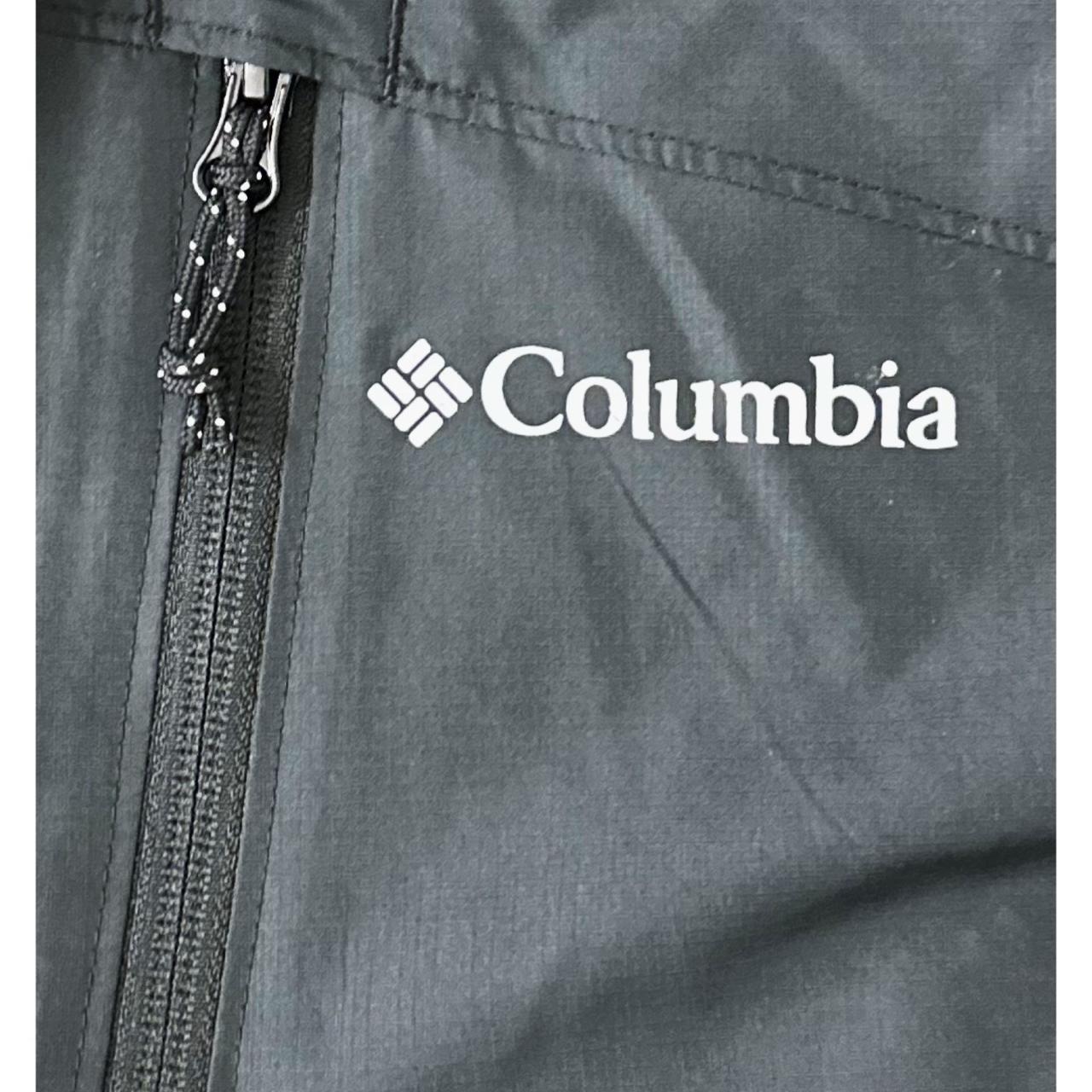 COLUMBIA LIGHTWEIGHT WINDBREAKER – BREATHABLE, WATER-RESISTANT JACKET FOR ACTIVE OUTDOOR WEAR SIZE M