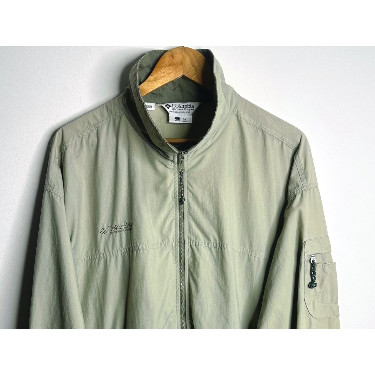 COLUMBIA SPORTSWEAR COMPANY MEN'S LIGHT GREEN FULL-ZIP JACKET WITH ARM POCKET