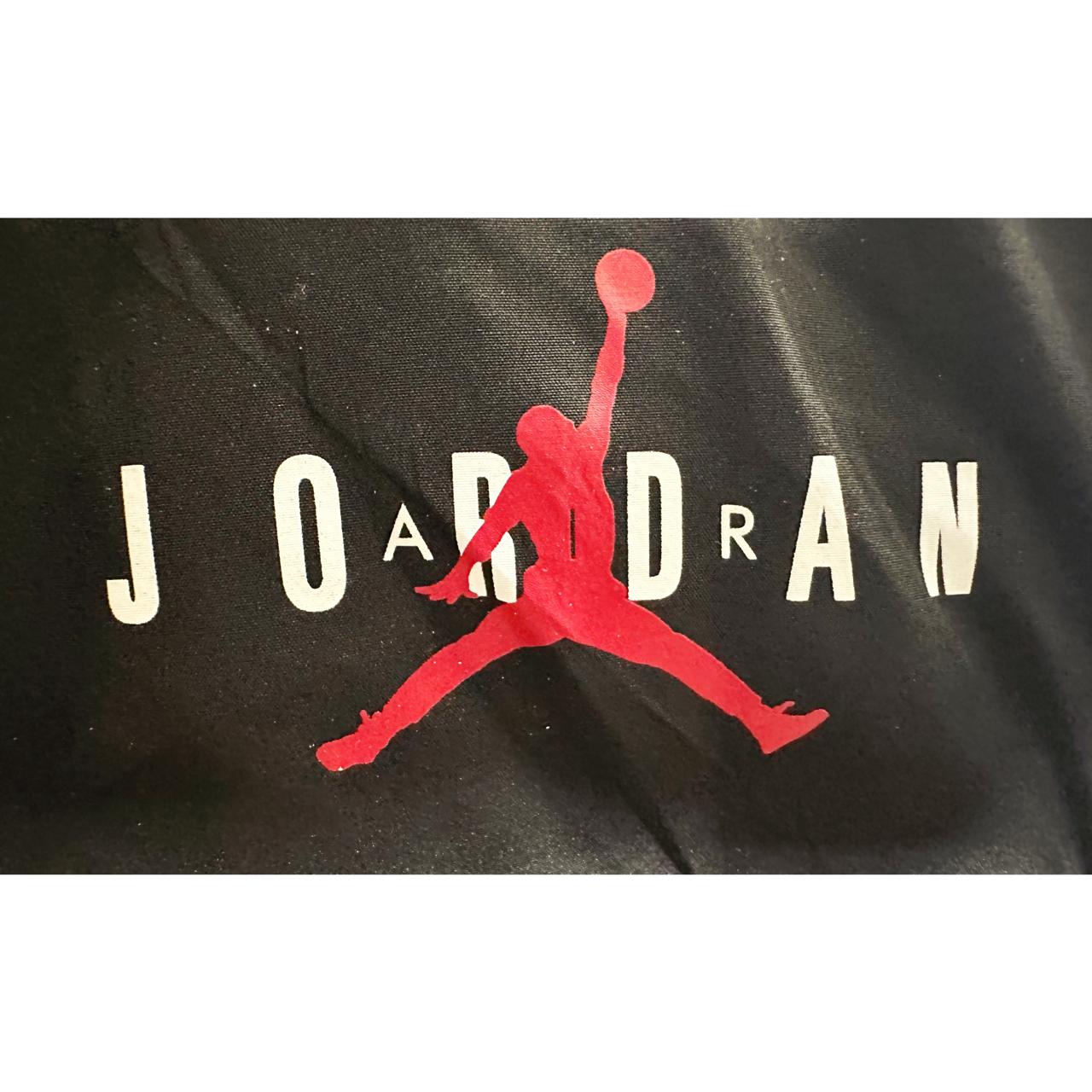 BLACK JORDAN HOODED JACKET WITH FRONT ZIP AND SLEEVE LOGO PRINT SIZE S