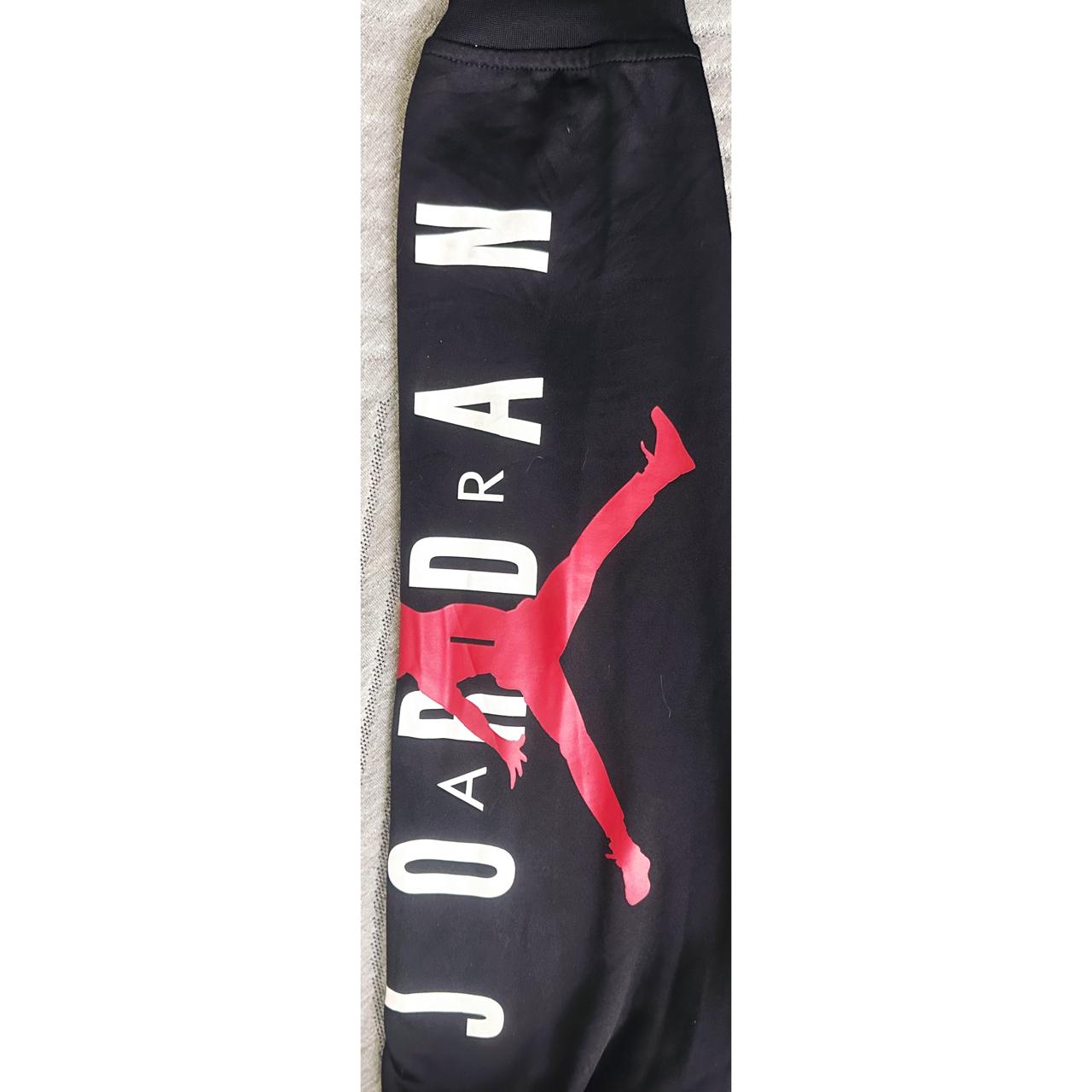BLACK JORDAN HOODED JACKET WITH FRONT ZIP AND SLEEVE LOGO PRINT SIZE S