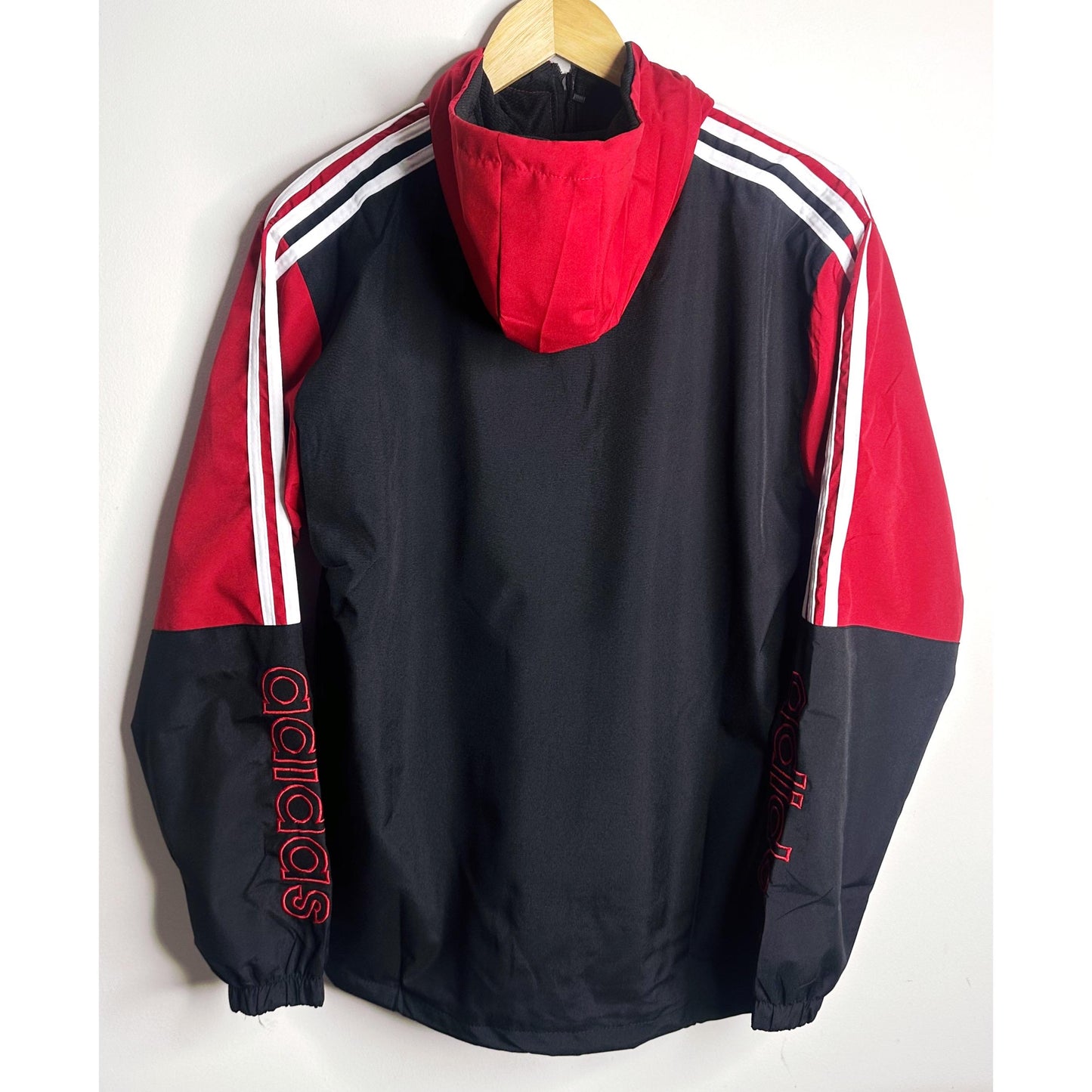 ADIDAS ORIGINALS RED BLACK WHITE WINDBREAKER JACKET FULL ZIP ( Waterproof)