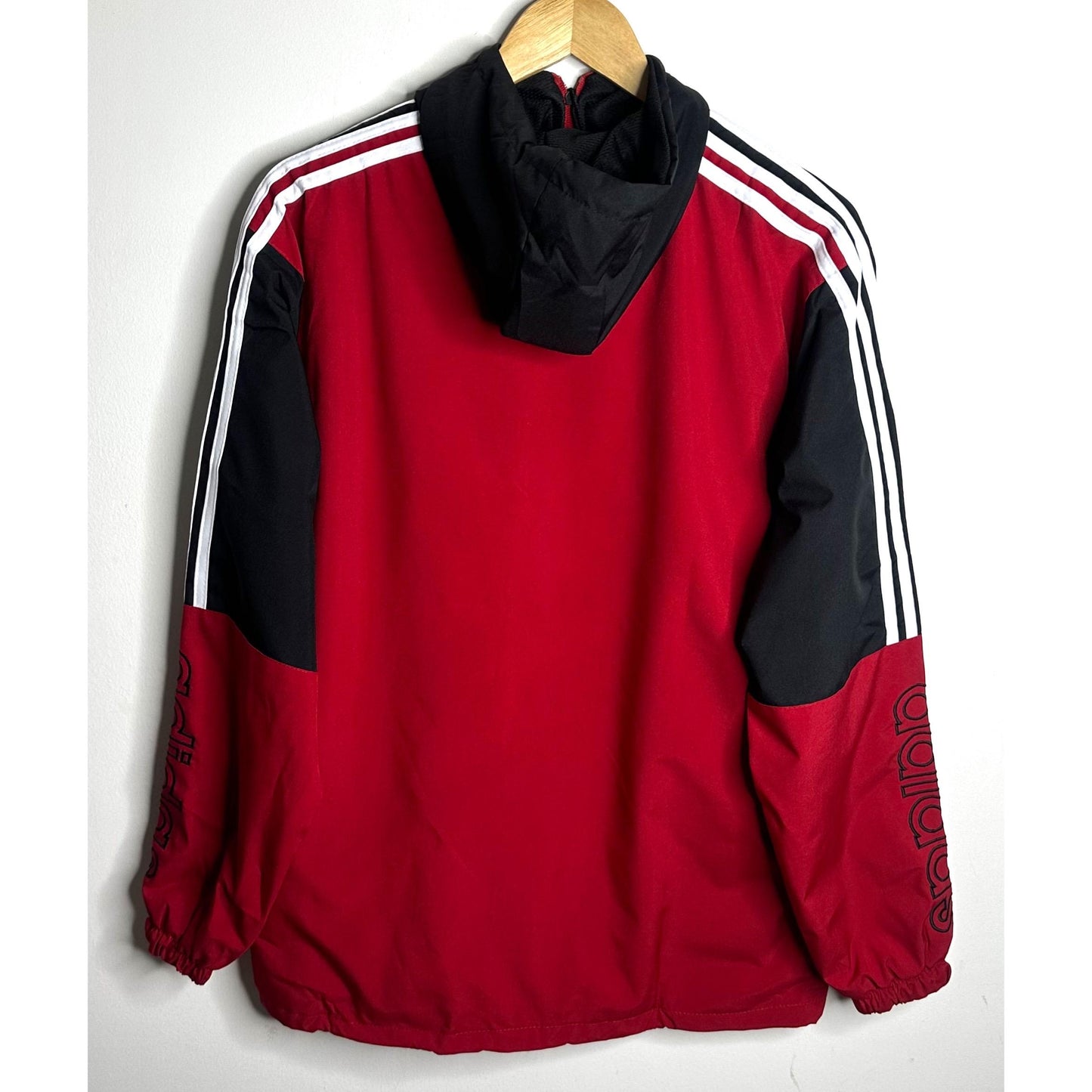 ADIDAS ORIGINALS BLACK WHITE RED WINDBREAKER JACKET FULL ZIP FULLY WATERPROOF.