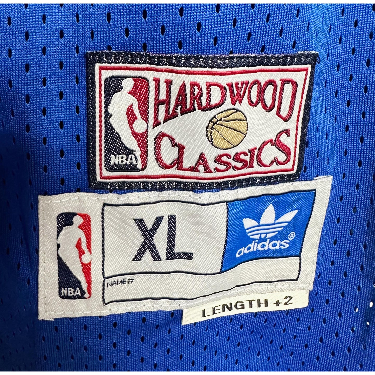 ADIDAS NBA CAVS JAMES NO 23 PREMIUM BASKETBALL JERSEY
