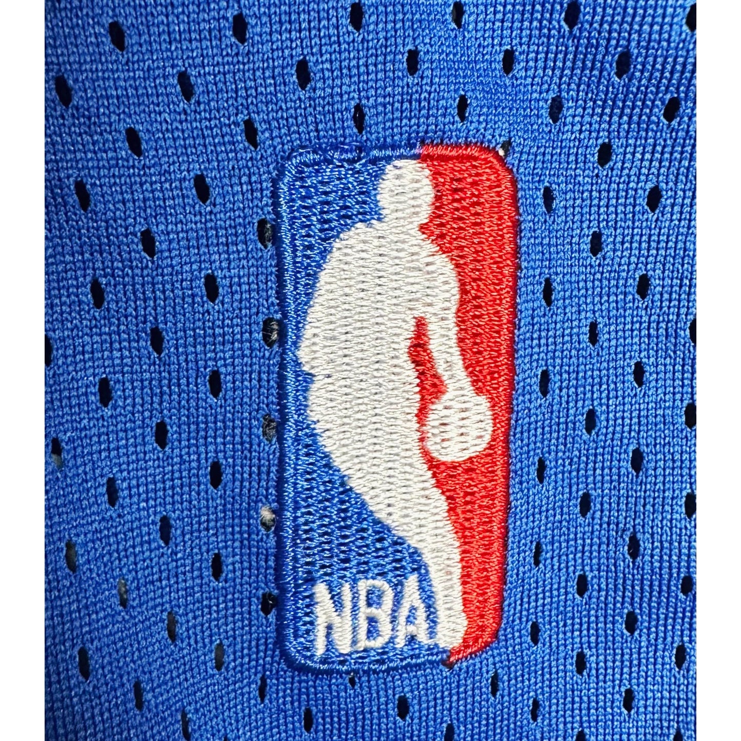 ADIDAS NBA CAVS JAMES NO 23 PREMIUM BASKETBALL JERSEY