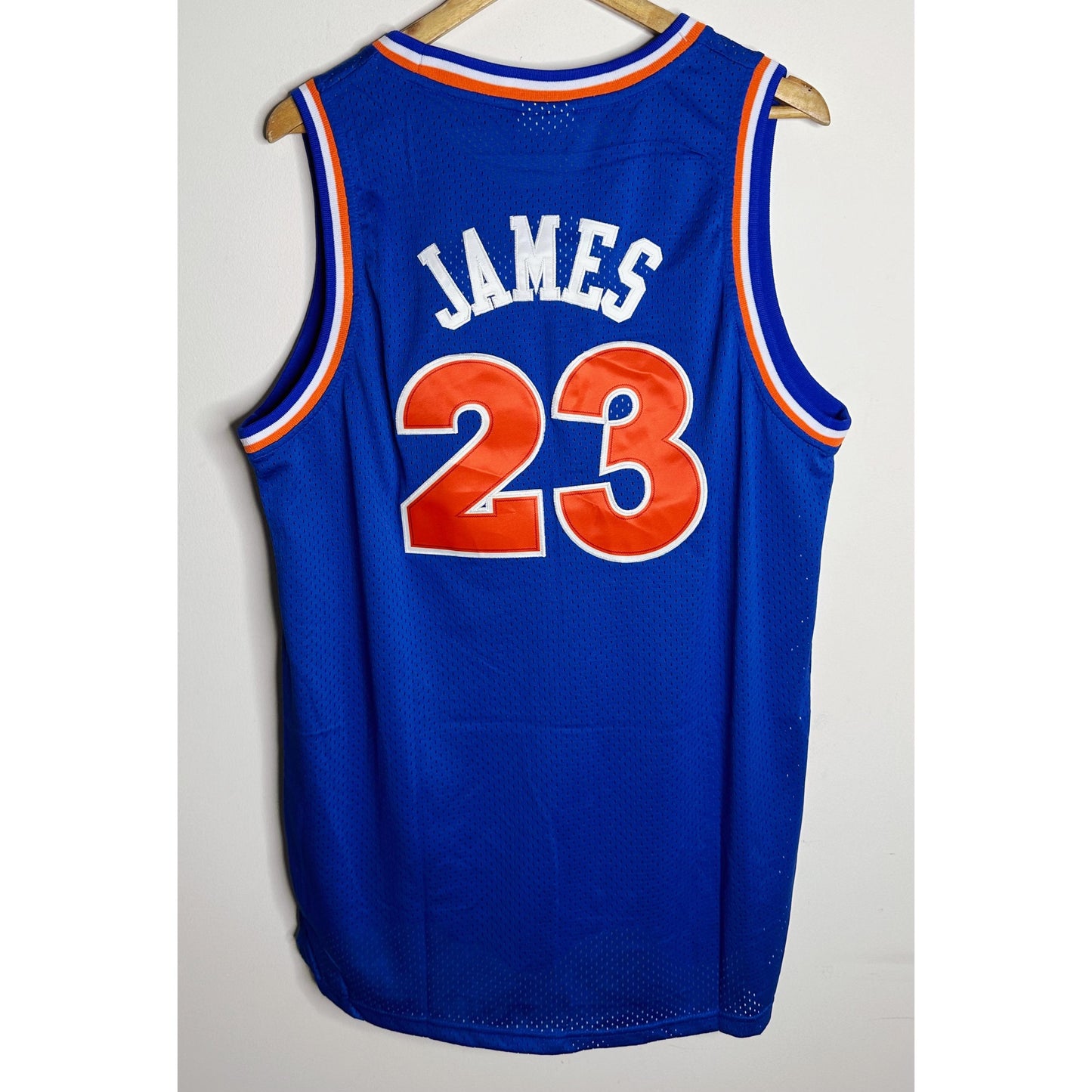 ADIDAS NBA CAVS JAMES NO 23 PREMIUM BASKETBALL JERSEY
